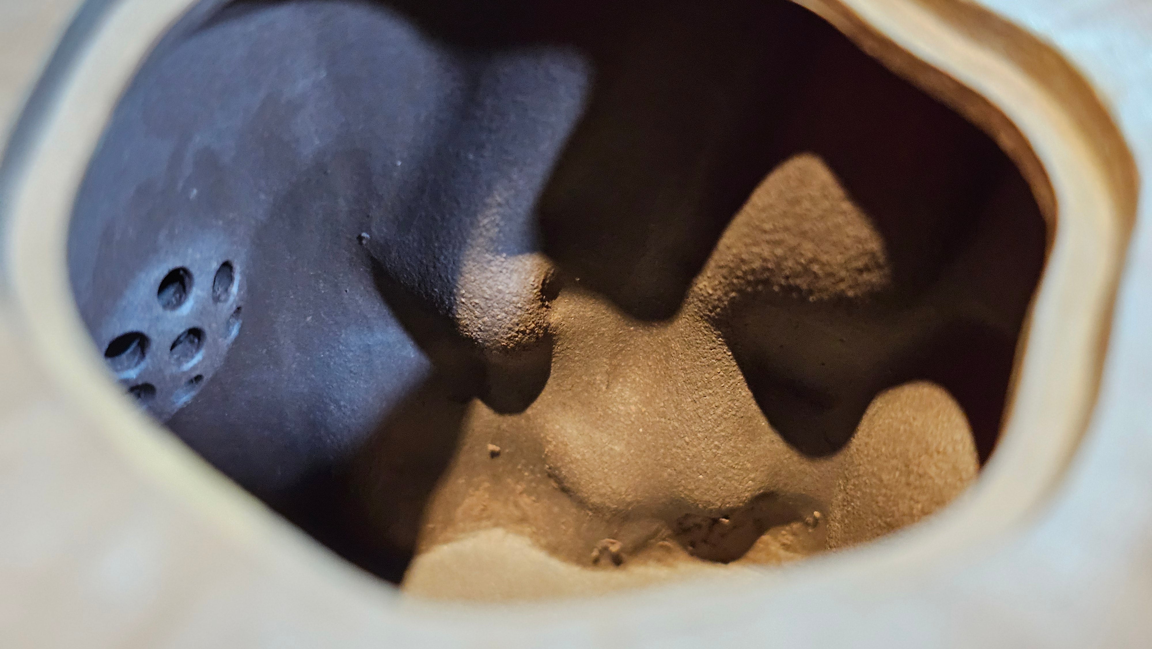 Commissioned work for Patron Mr Engel accomplished: Assoc Master 张雪磊 Zhang Xue Lei crafting the World Debut Ornate ZiSha Work Taking After The "Methuselah" Bristlecone Pine of North America. ~ Part 2 ~ 173 photos.