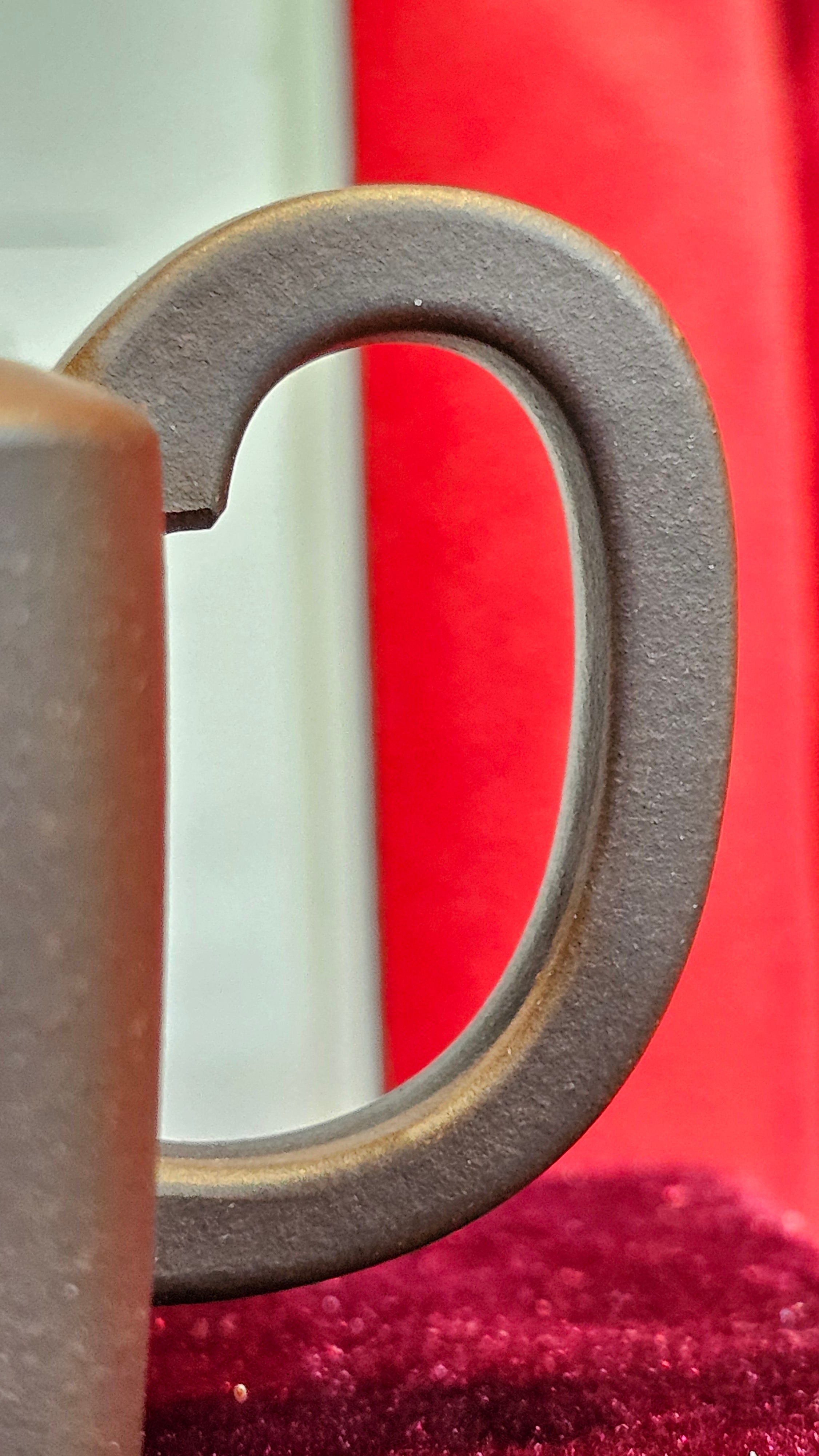 《静远四方》"Jing Yuan Si Fang ~ Stillness, expansive in Four Directions", 161.8ml, "卓而不群" and Lotus Flower Engraving, Di Cao Qing Zi Ni 底槽青紫泥, by L2A Senior Consummate Artist Yuan Hui 袁辉 ~ Congratulations!to Ms A.C., 0918hrs 12th July 2025, Santa Clara, CA!