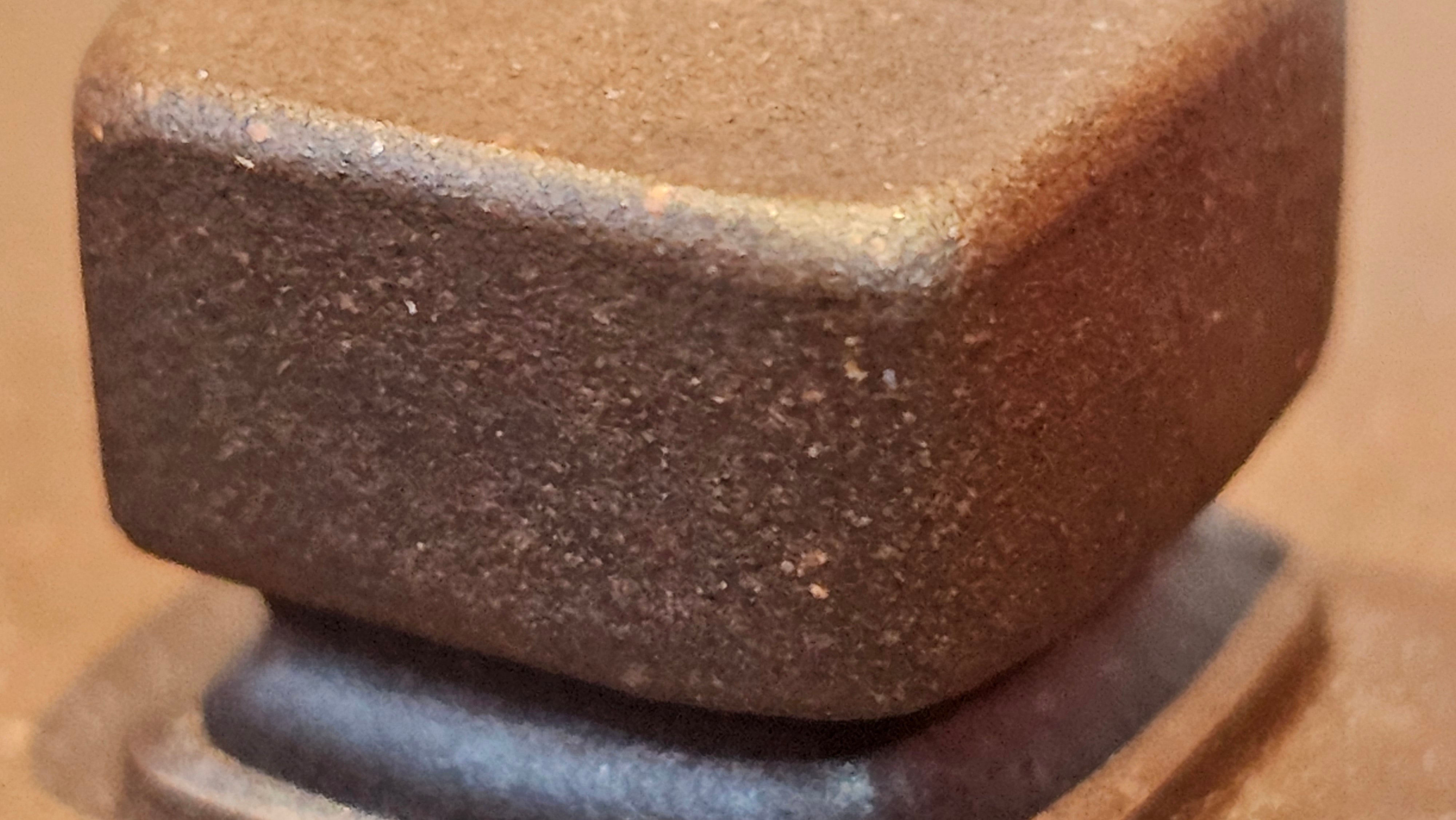 《静远四方》"Jing Yuan Si Fang ~ Stillness, expansive in Four Directions", 161.8ml, "卓而不群" and Lotus Flower Engraving, Di Cao Qing Zi Ni 底槽青紫泥, by L2A Senior Consummate Artist Yuan Hui 袁辉 ~ Congratulations!to Ms A.C., 0918hrs 12th July 2025, Santa Clara, CA!