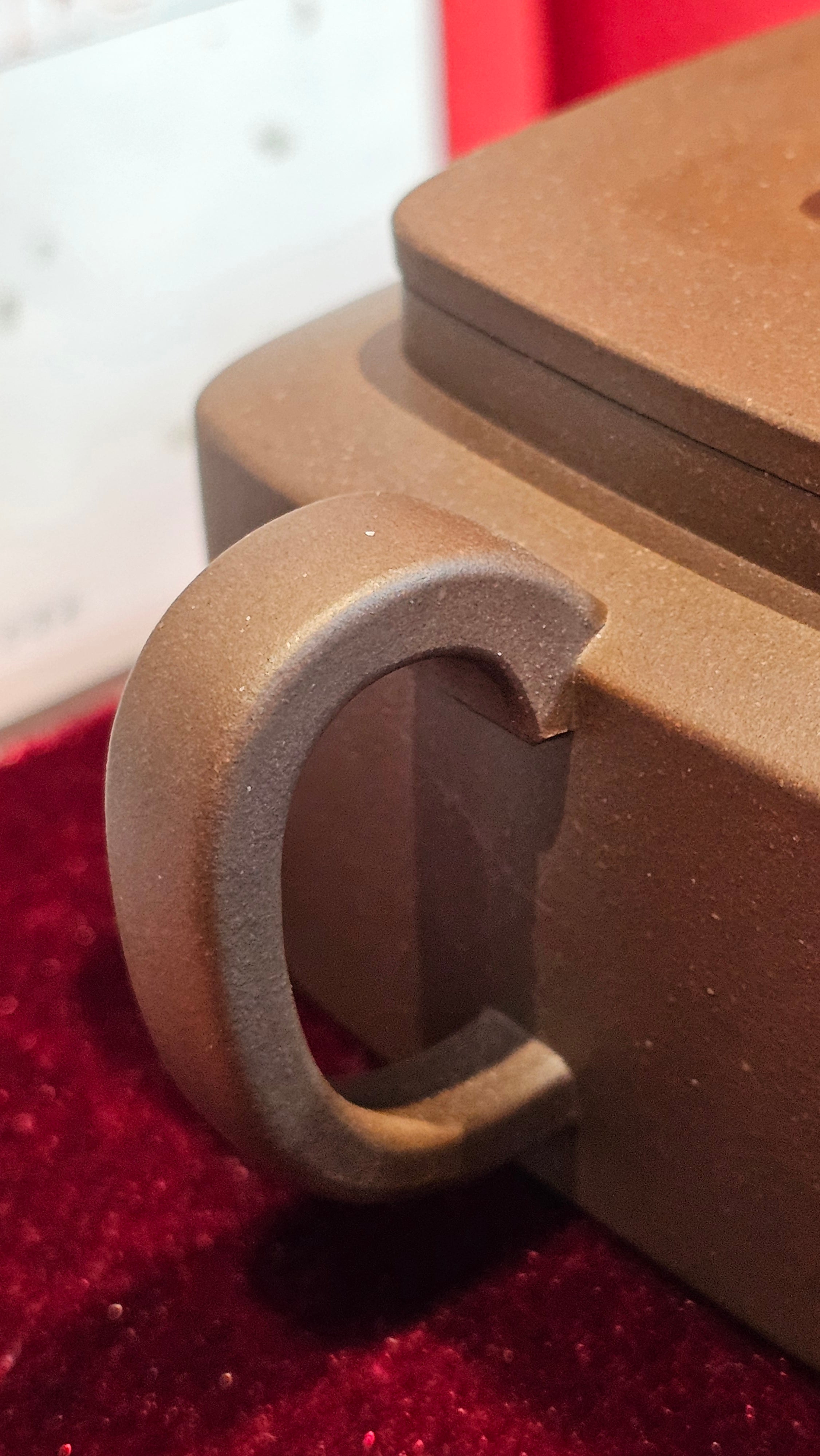 《静远四方》"Jing Yuan Si Fang ~ Stillness, expansive in Four Directions", 161.8ml, "卓而不群" and Lotus Flower Engraving, Di Cao Qing Zi Ni 底槽青紫泥, by L2A Senior Consummate Artist Yuan Hui 袁辉 ~ Congratulations!to Ms A.C., 0918hrs 12th July 2025, Santa Clara, CA!