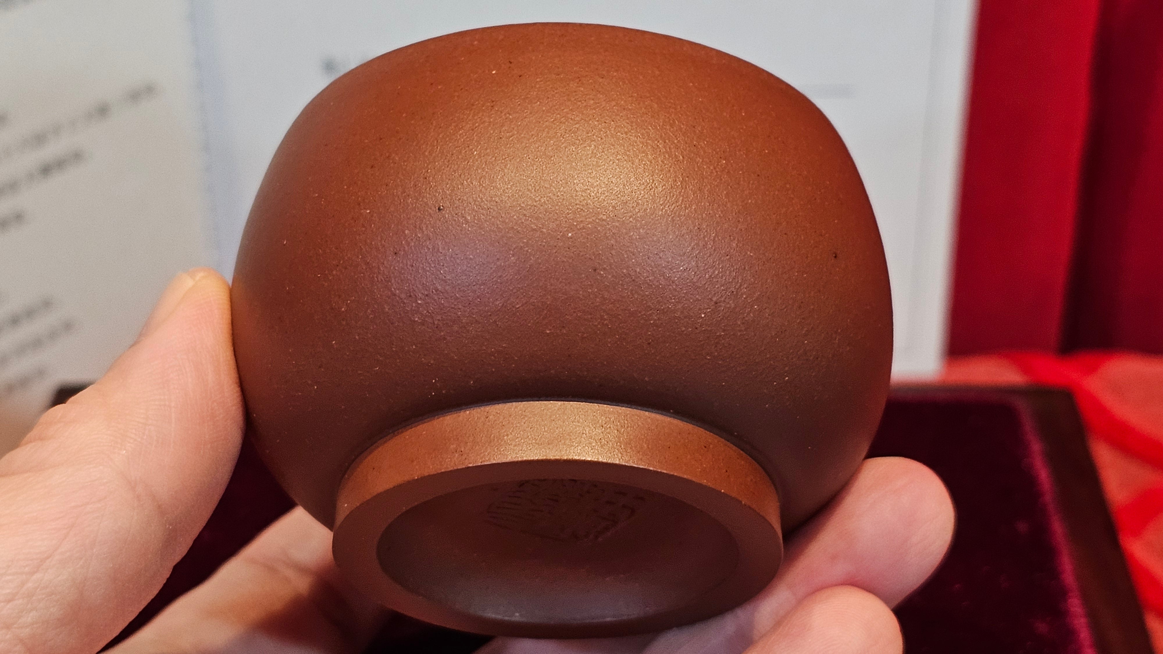 《杯》"Bei" ~ Cup, 104.6ml (when full), Di Cao Qing Zi Ni 底槽青紫泥 ~ Crafted by L3A Consummate Master Artist Li Yan Ru 李艳如 ~ Congratulations to Ms M.!!!, 0412hrs 12th July 2025, Phoenix, AZ.