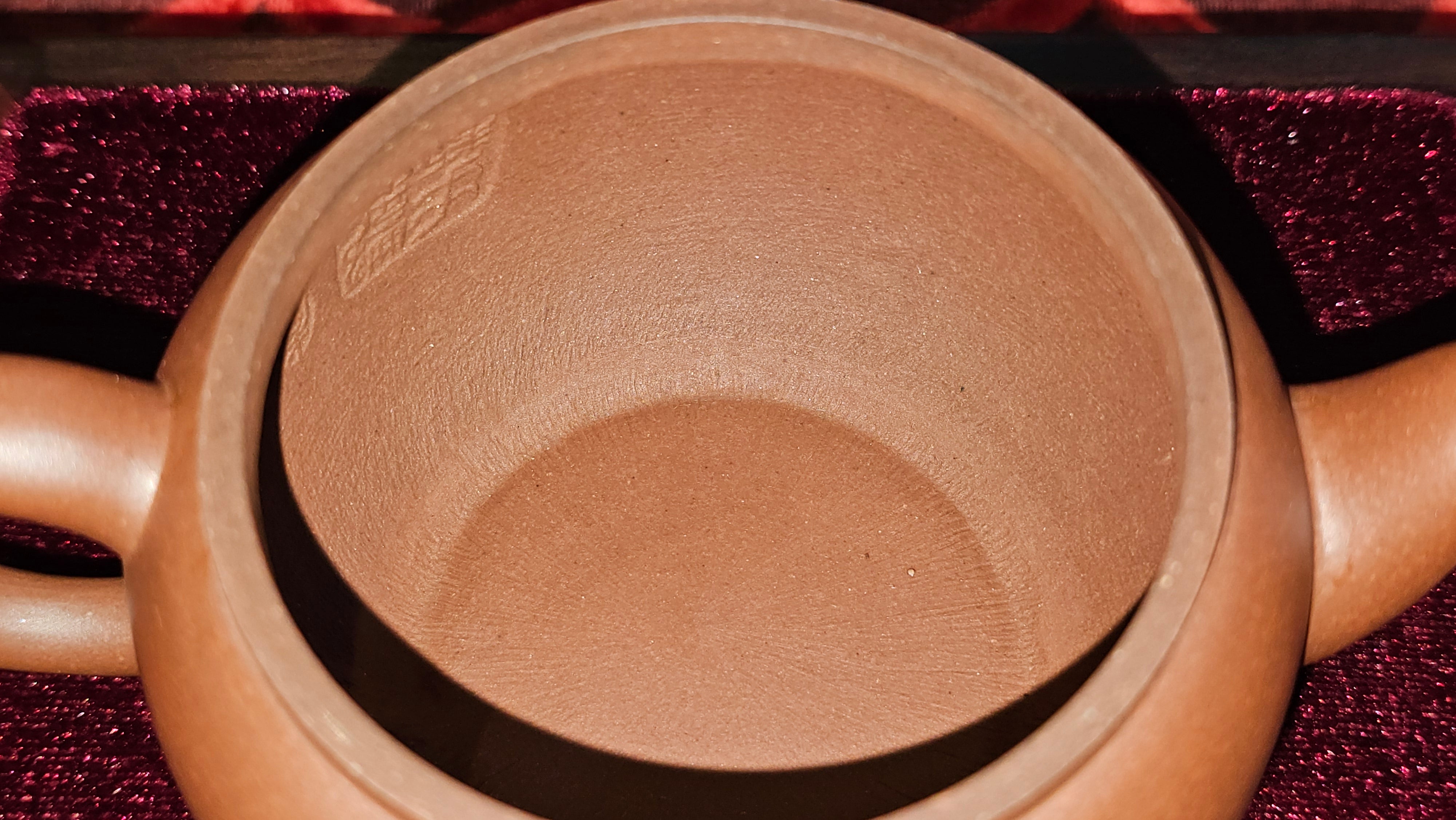 《龙吟》"Lo'ong Yin ~ Lo'ong's/Dragon's Roar", 190.8ml, Di Cao Qing Zi Ni 底槽青紫泥 ~ Crafted by L3A Consummate Master Artist Li Yan Ru 李艳如 ~ Congratulations to Ms M.L.!, 1518hrs 14th July 2025, Phoenix, AZ!