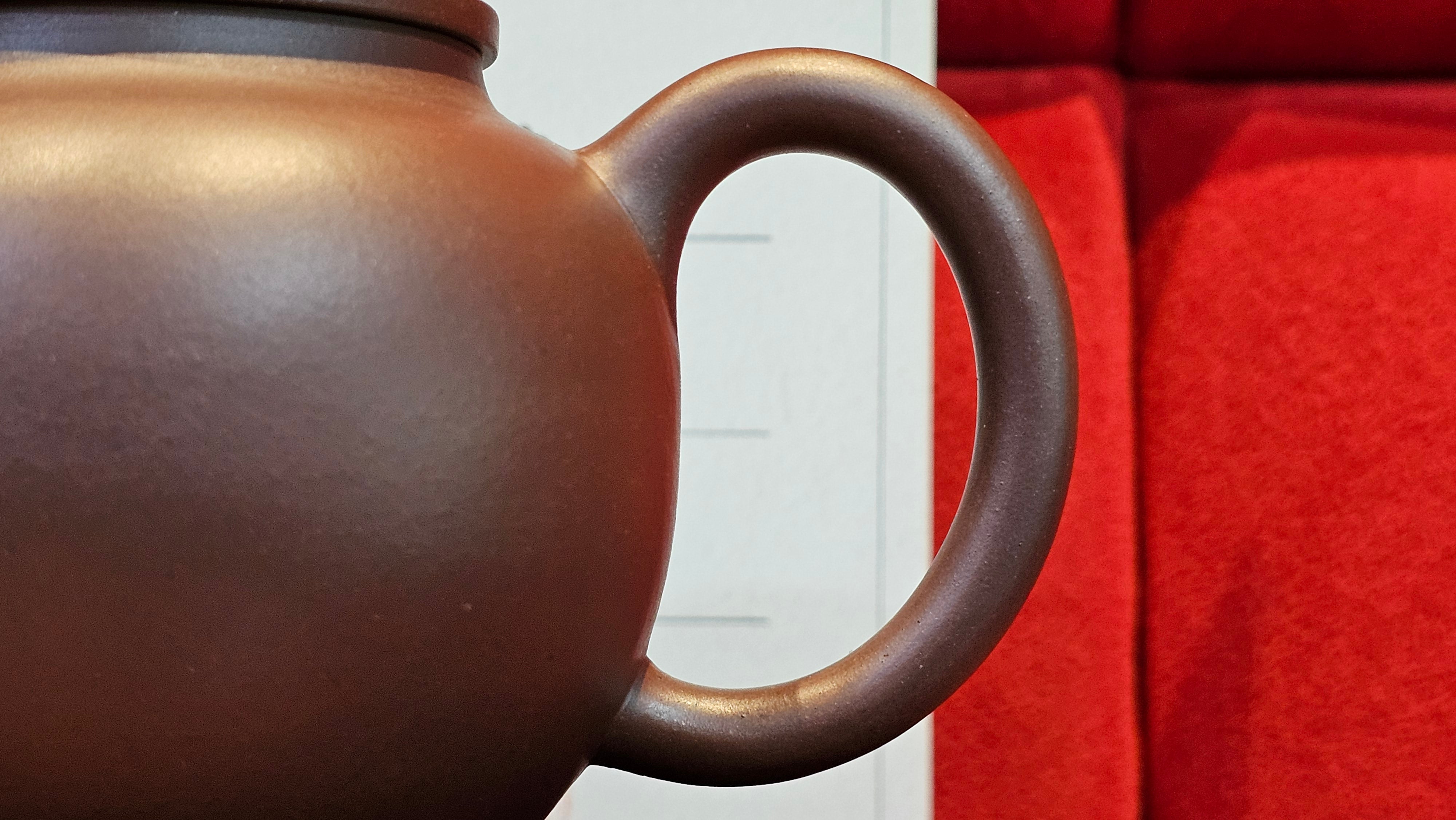 《玉珠》"Yu Zhu ~ A Bead of Jade", 247.6ml (largish), Lao Zi Ni 老紫泥 ~ Crafted by L3A Consummate Master Artist Li Yan Ru 李艳如 ~ Congratulations, to Mr A.R., 1034hrs 17th July 2025, Talent, OR!!