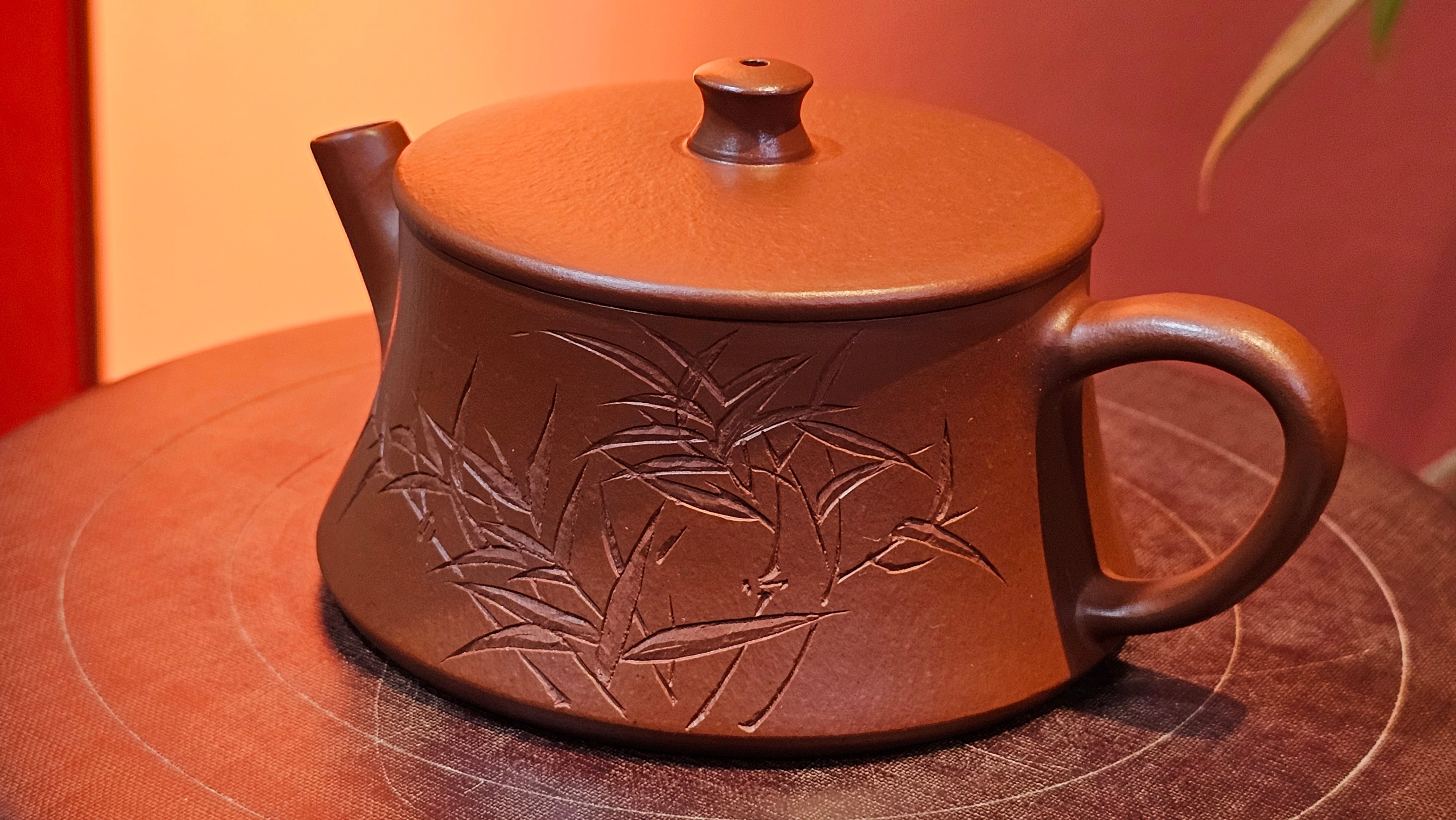 Yun Zhu 云柱 "Pillar of the Heavens", 141.8ml, Xiao Mei Yao Zhu Ni 小煤窑朱泥,  by our Collaborative Craftsman Wang Hui 王慧 ~ "劲竹凌风" and Bamboo Engraving by Craftsman Yi De Shu 一德书 ~ Congratulations to Mr D.!, 1109hrs 16th July 2025, Baldwin Park, CA.