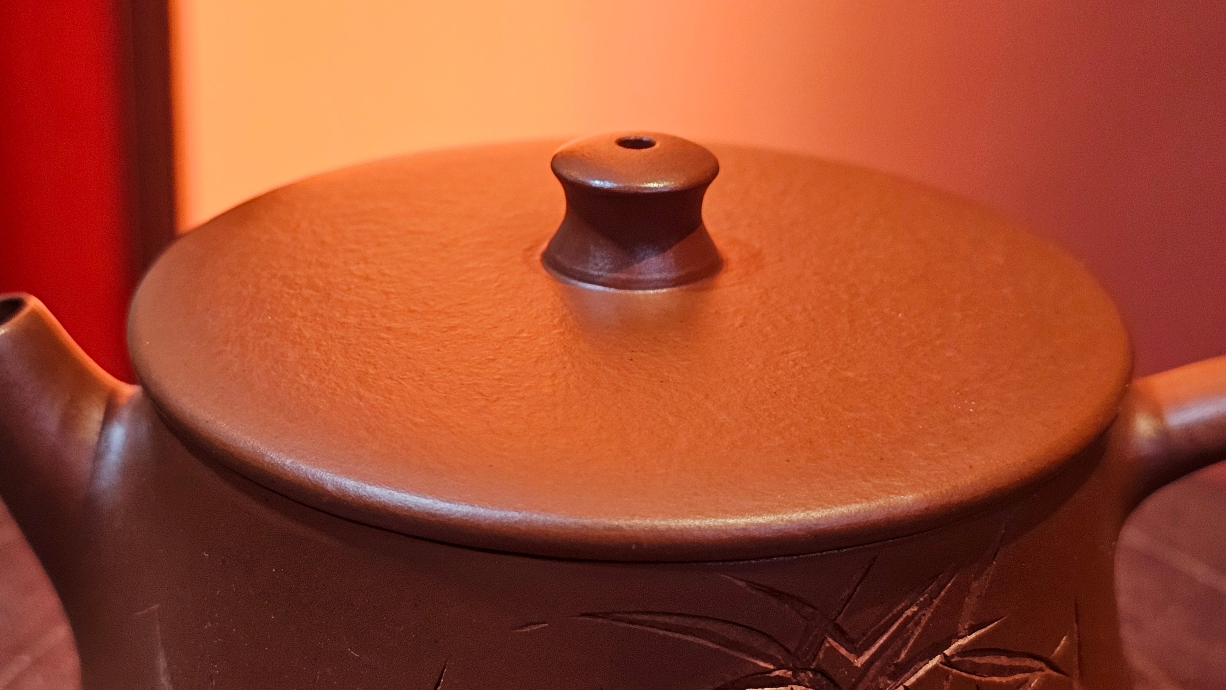 Yun Zhu 云柱 "Pillar of the Heavens", 141.8ml, Xiao Mei Yao Zhu Ni 小煤窑朱泥,  by our Collaborative Craftsman Wang Hui 王慧 ~ "劲竹凌风" and Bamboo Engraving by Craftsman Yi De Shu 一德书 ~ Congratulations to Mr D.!, 1109hrs 16th July 2025, Baldwin Park, CA.