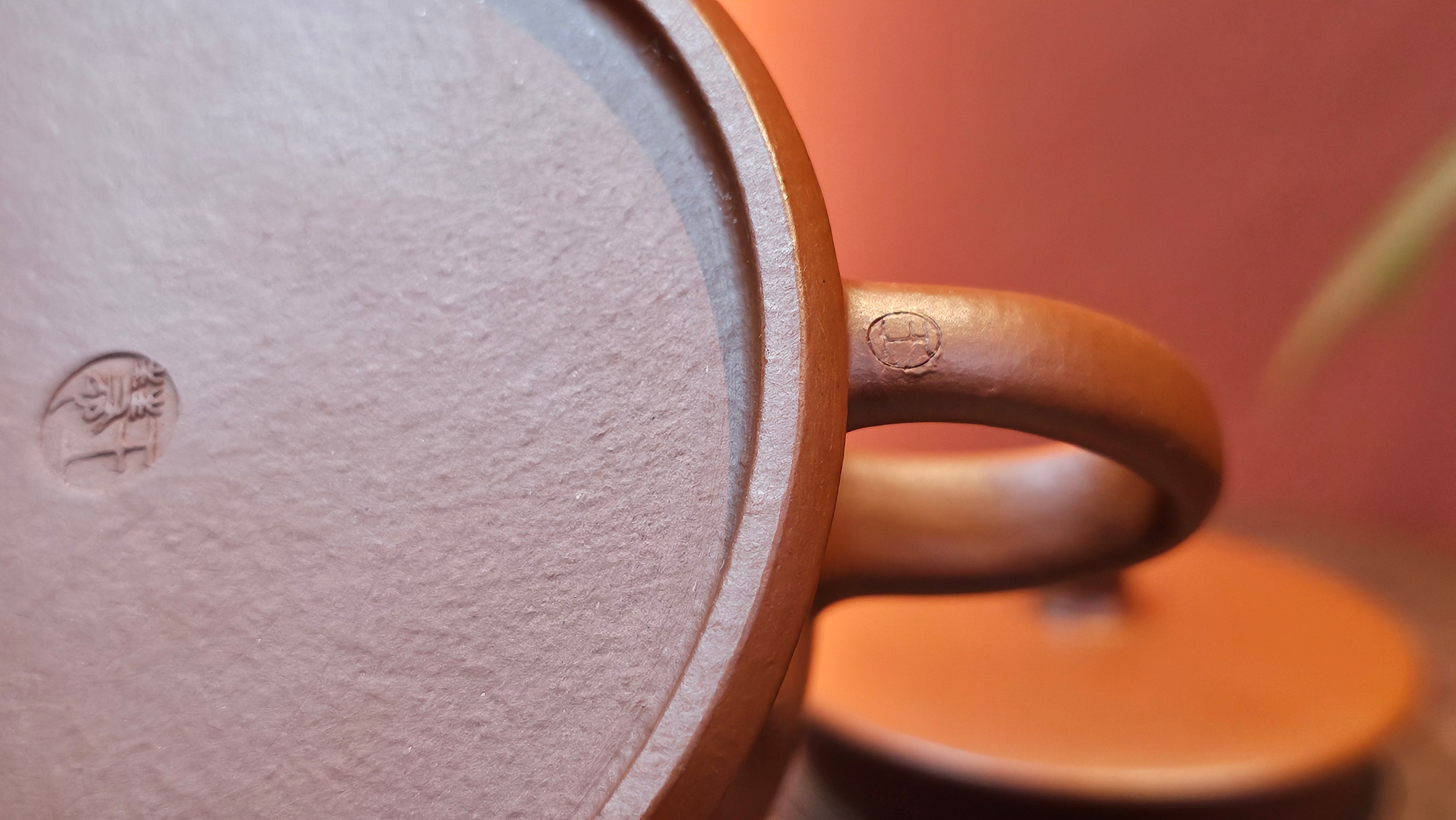 Yun Zhu 云柱 "Pillar of the Heavens", 141.8ml, Xiao Mei Yao Zhu Ni 小煤窑朱泥,  by our Collaborative Craftsman Wang Hui 王慧 ~ "劲竹凌风" and Bamboo Engraving by Craftsman Yi De Shu 一德书 ~ Congratulations to Mr D.!, 1109hrs 16th July 2025, Baldwin Park, CA.