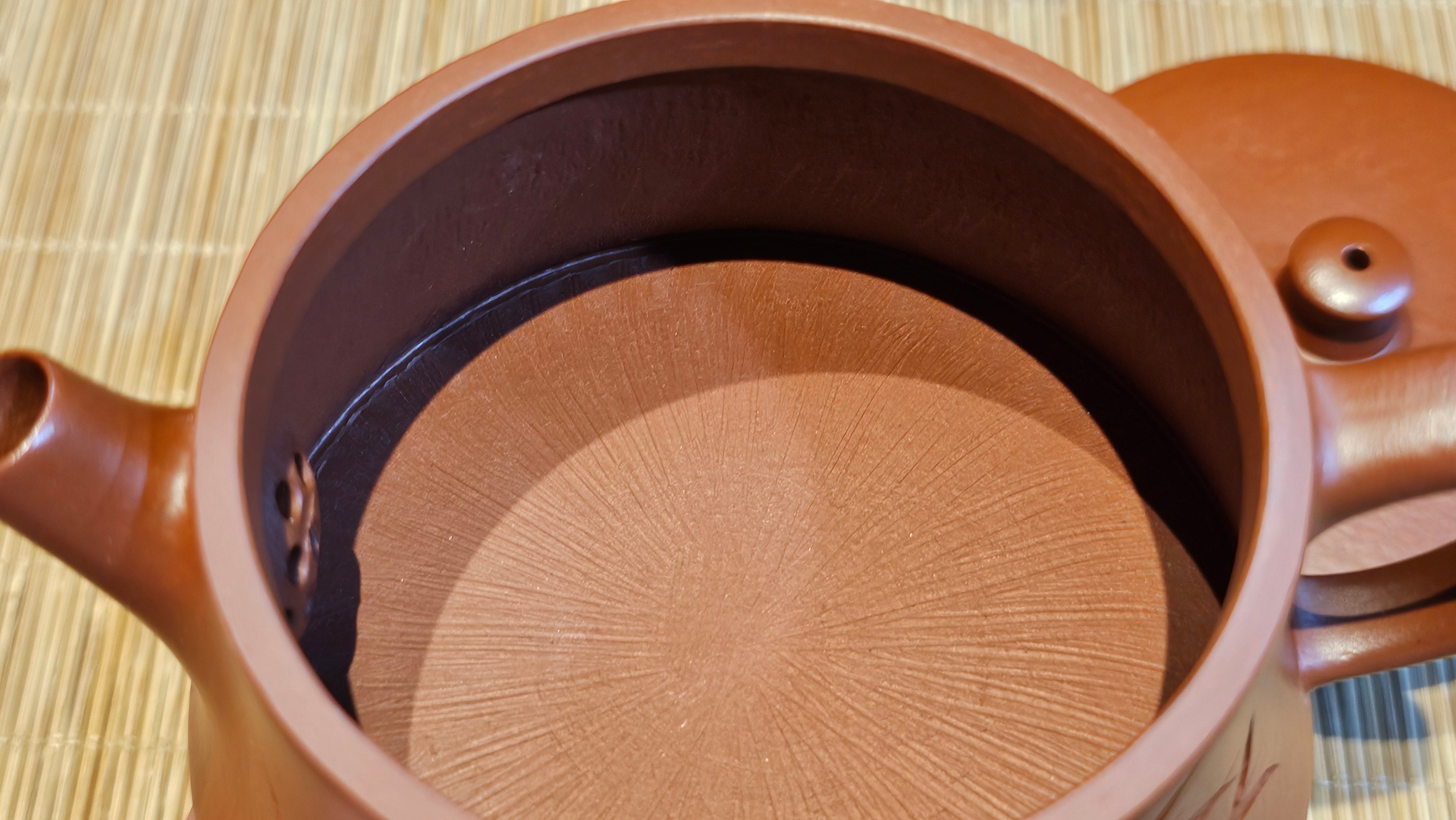 Yun Zhu 云柱 "Pillar of the Heavens", 141.8ml, Xiao Mei Yao Zhu Ni 小煤窑朱泥,  by our Collaborative Craftsman Wang Hui 王慧 ~ "劲竹凌风" and Bamboo Engraving by Craftsman Yi De Shu 一德书 ~ Congratulations to Mr D.!, 1109hrs 16th July 2025, Baldwin Park, CA.