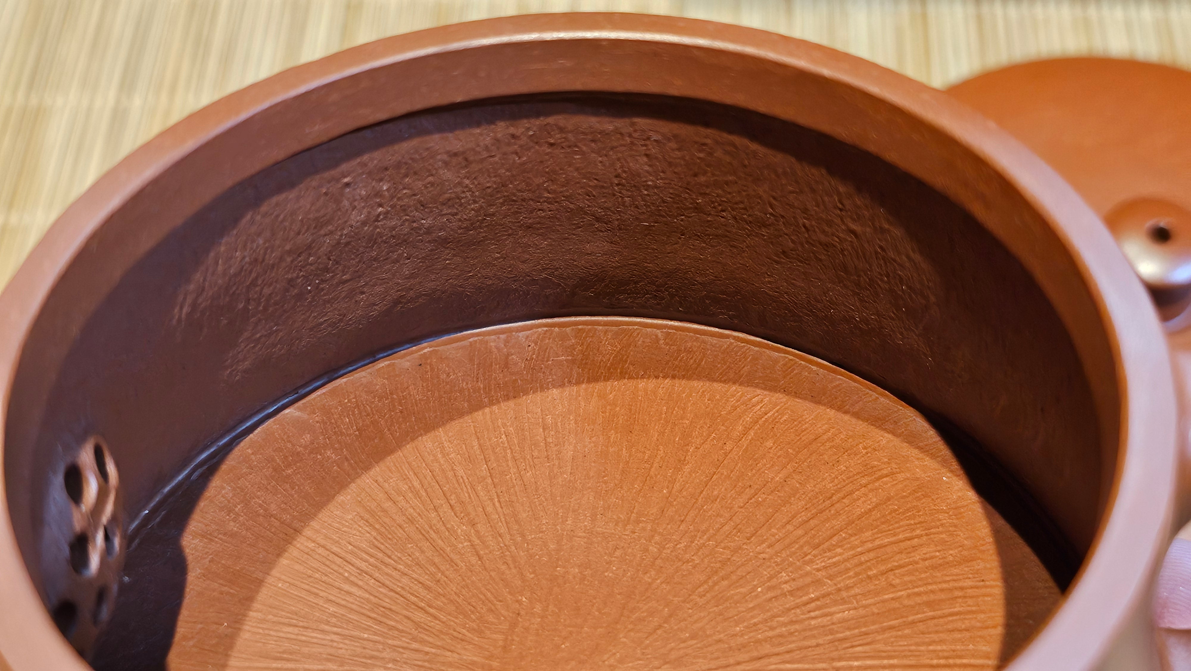 Yun Zhu 云柱 "Pillar of the Heavens", 141.8ml, Xiao Mei Yao Zhu Ni 小煤窑朱泥,  by our Collaborative Craftsman Wang Hui 王慧 ~ "劲竹凌风" and Bamboo Engraving by Craftsman Yi De Shu 一德书 ~ Congratulations to Mr D.!, 1109hrs 16th July 2025, Baldwin Park, CA.