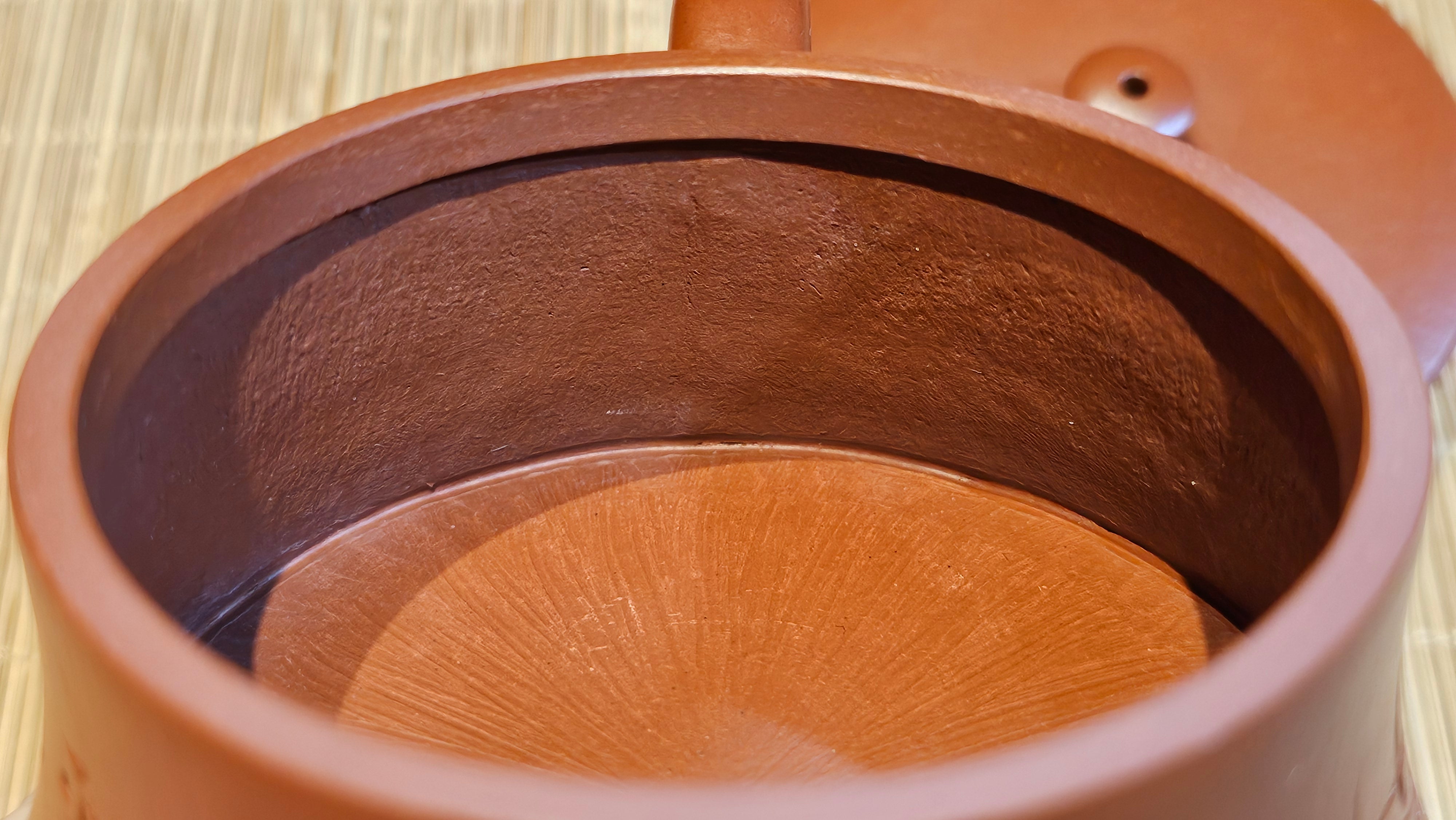 Yun Zhu 云柱 "Pillar of the Heavens", 141.8ml, Xiao Mei Yao Zhu Ni 小煤窑朱泥,  by our Collaborative Craftsman Wang Hui 王慧 ~ "劲竹凌风" and Bamboo Engraving by Craftsman Yi De Shu 一德书 ~ Congratulations to Mr D.!, 1109hrs 16th July 2025, Baldwin Park, CA.