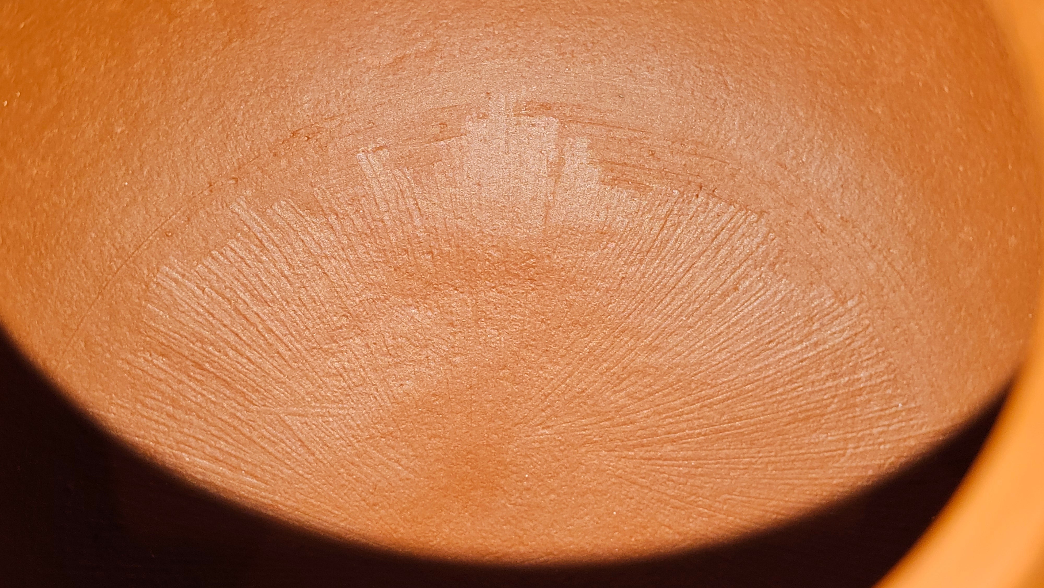 Meng Chen San Zu《孟臣三足》, 187.6ml, Xiao Hong Ni 小红泥, by our Craftsman Zhang Huan 张欢, Engraving by Craftsman Pe'eng Pe'eng 芃芃。~ Congratulations to Ms S.M.!!, 1827hrs 17th July 2025, Velden! The Netherlands 🇳🇱.