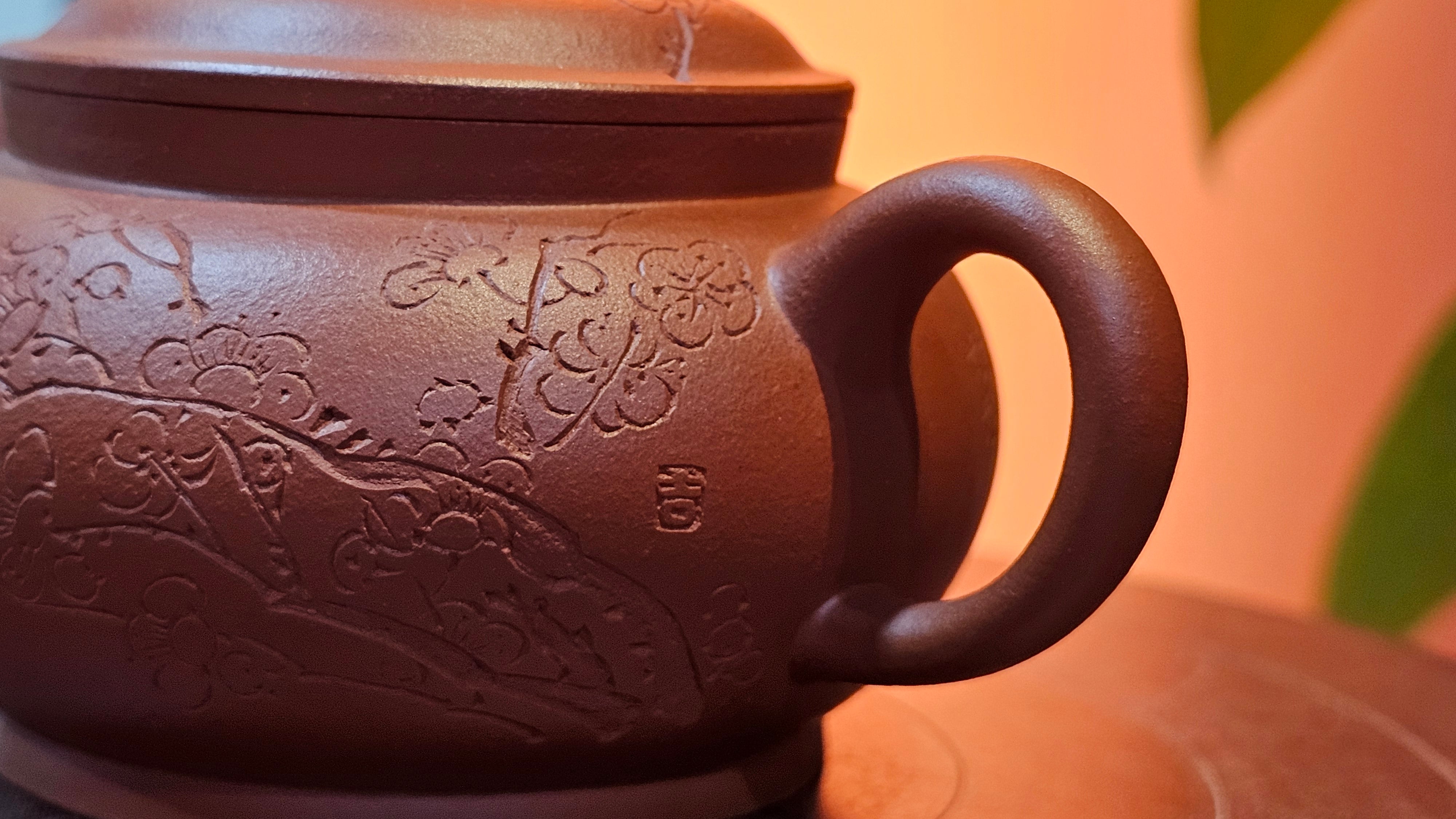 Qing Shi Gong Deng《清式宫灯》, 142.1ml, Xiao Hong Ni 小红泥, by our Craftsman Zhang Huan 张欢, Engraving by Craftsman Pe'eng Pe'eng 芃芃 ~ Congratulations to!Mr J.S., 1314hrs 18th July 2025, Chicago, IL!