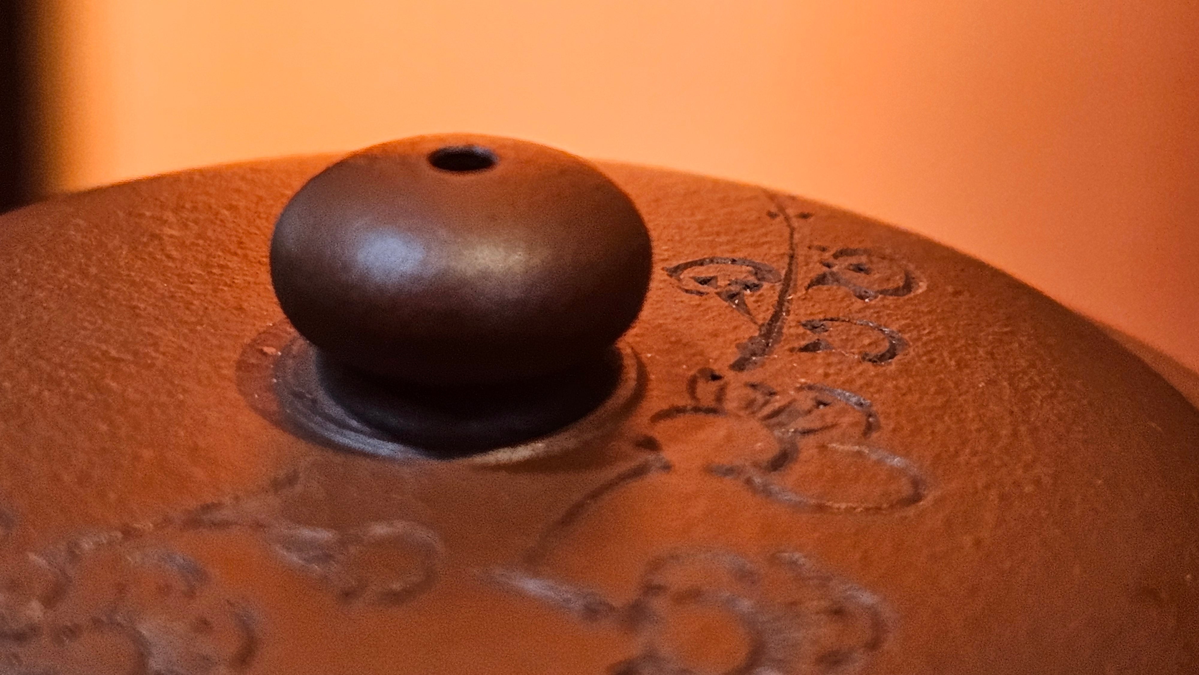 Qing Shi Gong Deng《清式宫灯》, 142.1ml, Xiao Hong Ni 小红泥, by our Craftsman Zhang Huan 张欢, Engraving by Craftsman Pe'eng Pe'eng 芃芃 ~ Congratulations to!Mr J.S., 1314hrs 18th July 2025, Chicago, IL!