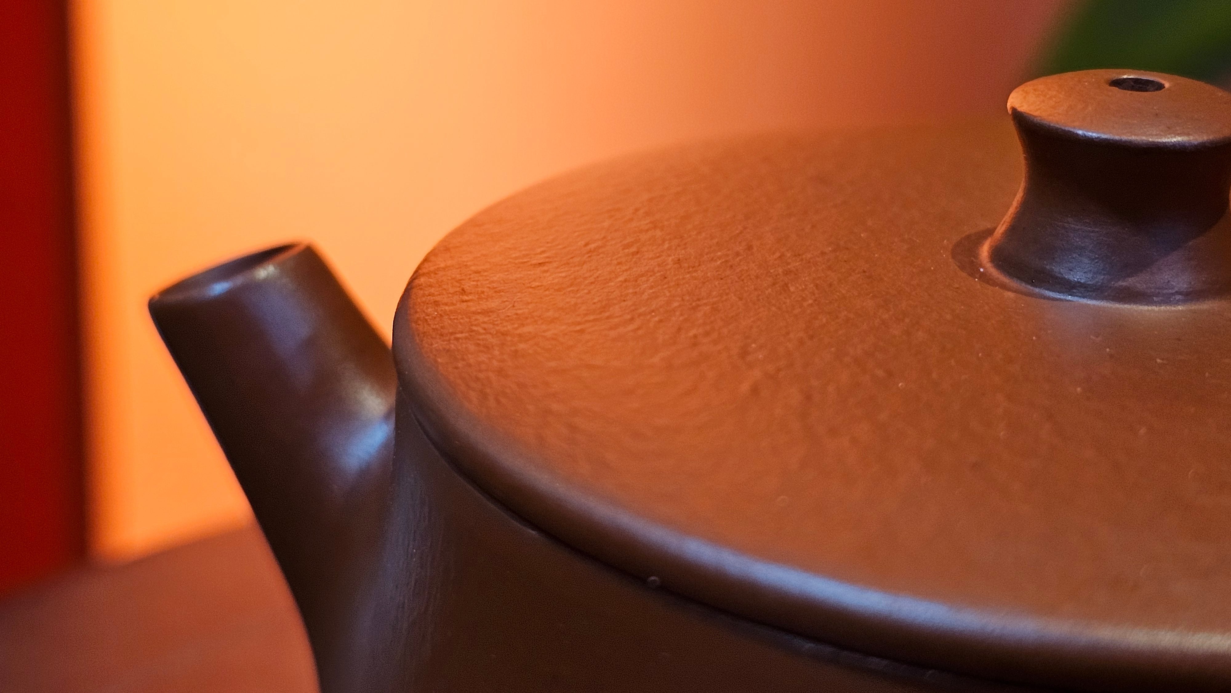 Yun Zhu 云柱 "Pillar of the Heavens", 140.3ml, Xiao Mei Yao Zhu Ni 小煤窑朱泥,  by our Collaborative Craftsman Wang Hui 王慧 ~ "劲竹凌风" and Bamboo Engraving by Craftsman Yi De Shu 一德书 ~ Congratulations to Mr B.H.S., 0015hrs 26th July 2025, Jakarta! Indonesia🇮🇩.