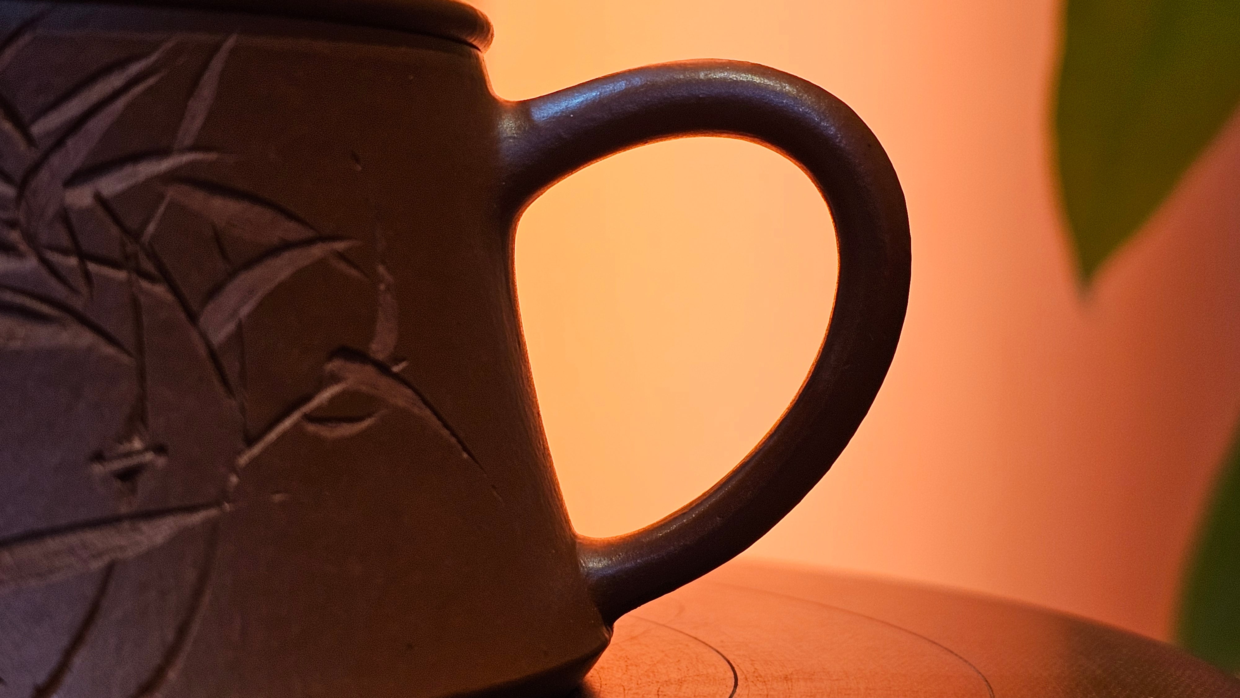 Yun Zhu 云柱 "Pillar of the Heavens", 140.3ml, Xiao Mei Yao Zhu Ni 小煤窑朱泥,  by our Collaborative Craftsman Wang Hui 王慧 ~ "劲竹凌风" and Bamboo Engraving by Craftsman Yi De Shu 一德书 ~ Congratulations to Mr B.H.S., 0015hrs 26th July 2025, Jakarta! Indonesia🇮🇩.