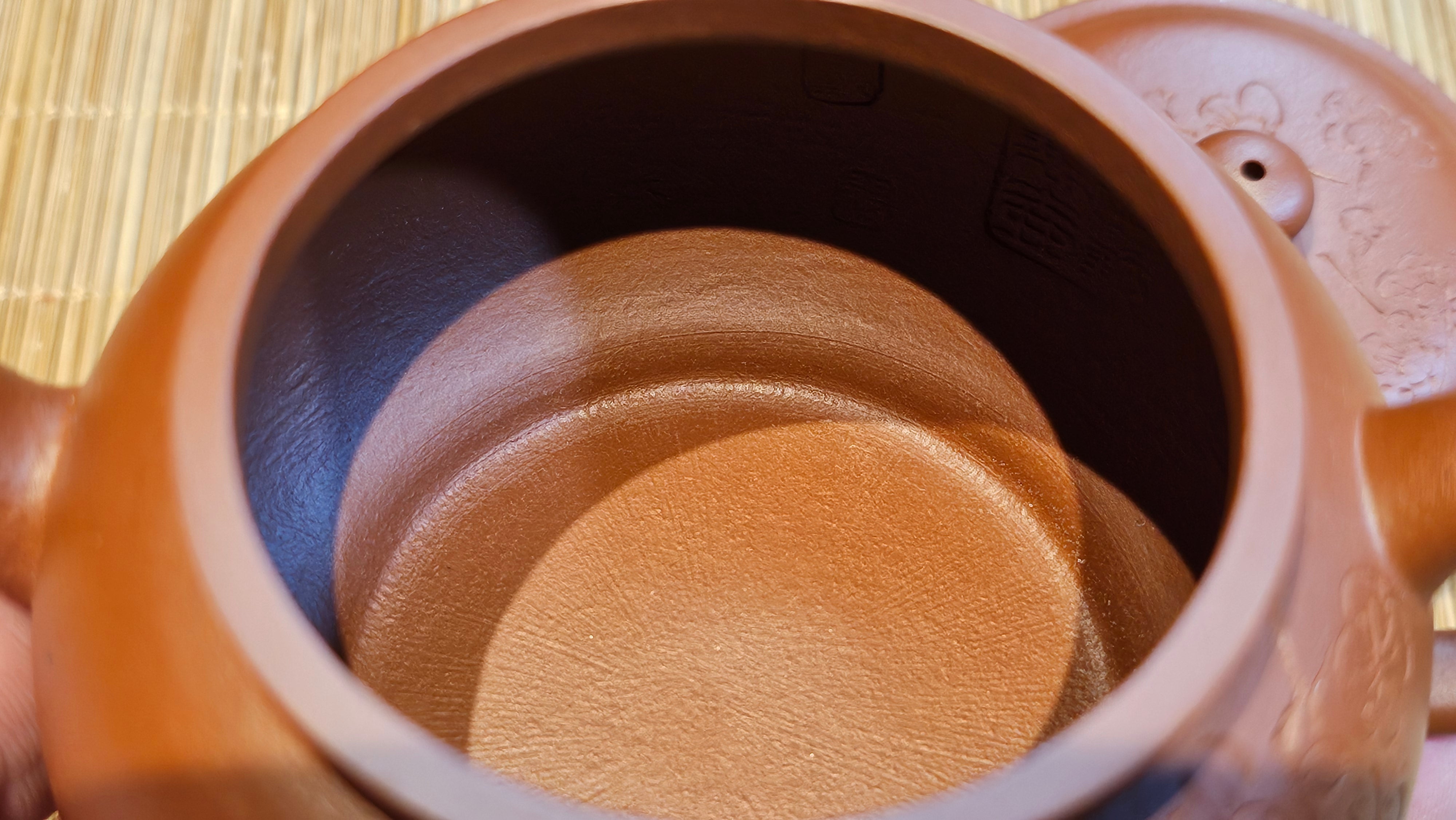 Qing Shi Gong Deng《清式宫灯》, 142.1ml, Xiao Hong Ni 小红泥, by our Craftsman Zhang Huan 张欢, Engraving by Craftsman Pe'eng Pe'eng 芃芃 ~ Congratulations to!Mr J.S., 1314hrs 18th July 2025, Chicago, IL!