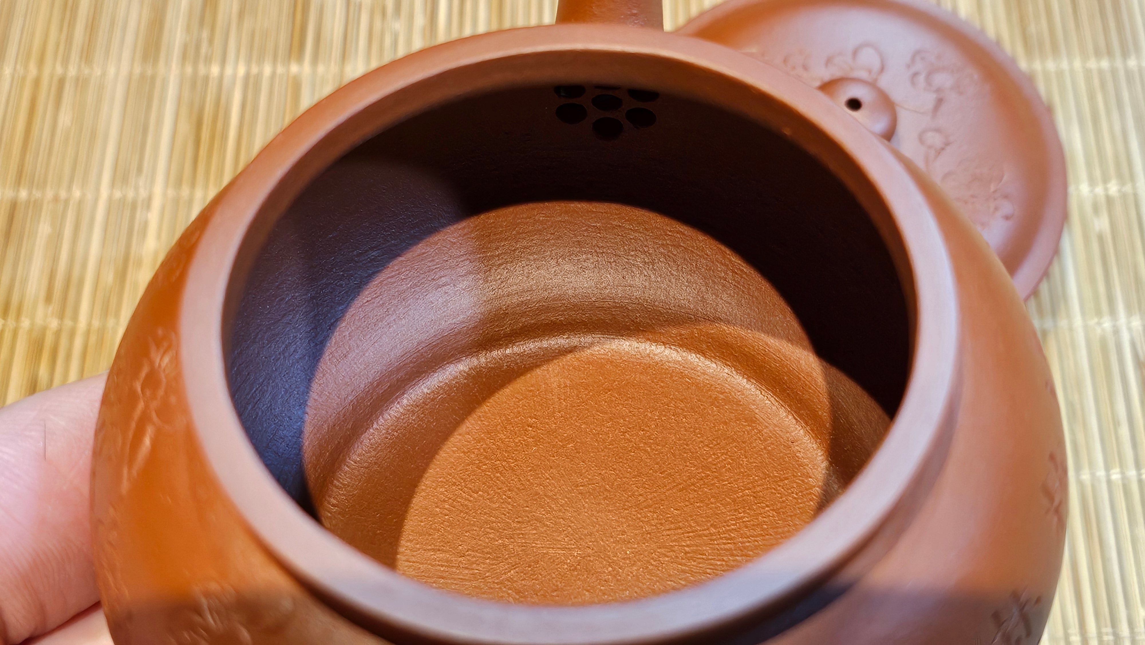 Qing Shi Gong Deng《清式宫灯》, 142.1ml, Xiao Hong Ni 小红泥, by our Craftsman Zhang Huan 张欢, Engraving by Craftsman Pe'eng Pe'eng 芃芃 ~ Congratulations to!Mr J.S., 1314hrs 18th July 2025, Chicago, IL!