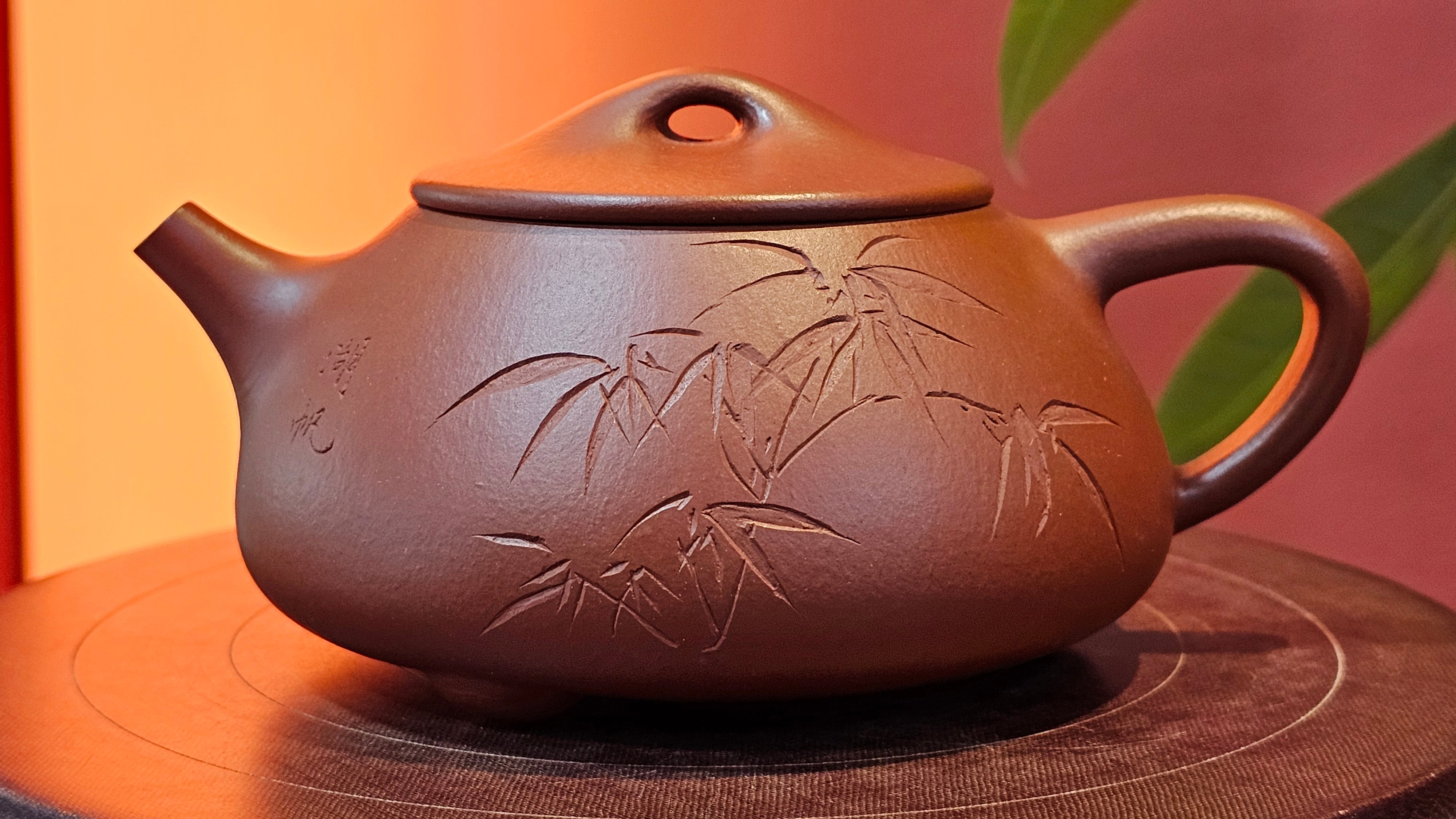 Jing Zhou Shi Piao 景舟石瓢, 280.7ml, Xiao Mei Yao Zhu Ni 小煤窑朱泥, by Craftsman Wang Xing 王兴, Engraving by Craftsman Yi De Shu 一德书 ~ !Congratulations to Mr J.R., 1306hrs 20th July 2025, Portland, OR!