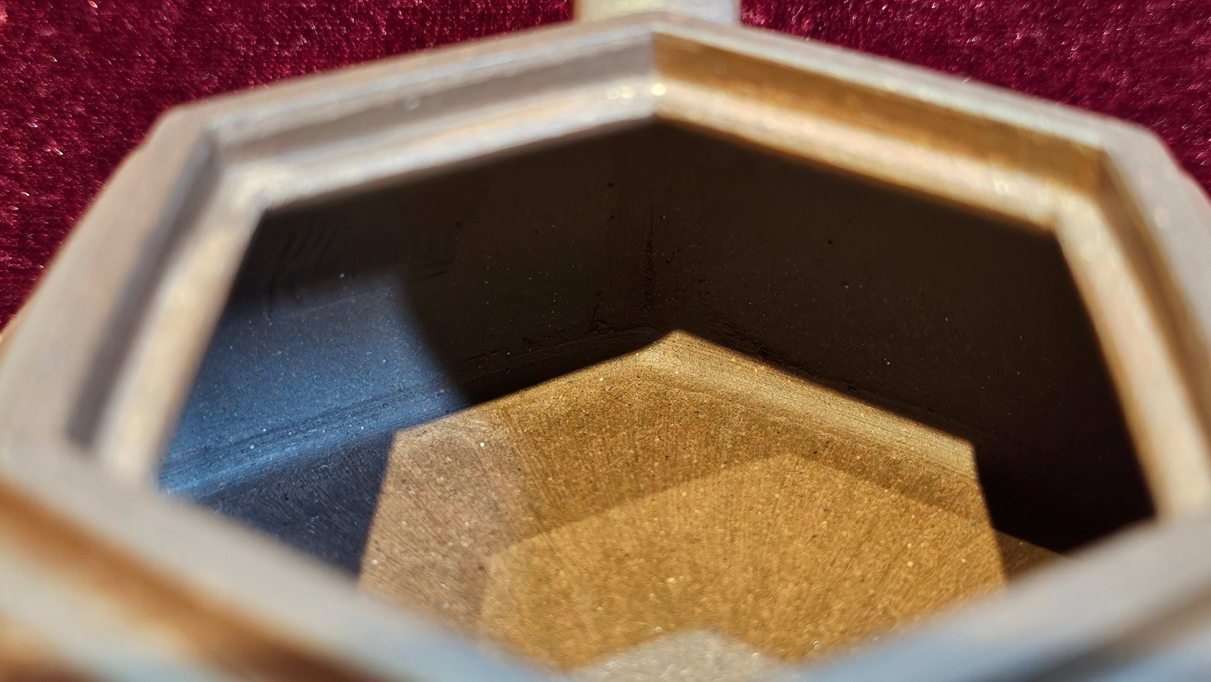 《六方半月》"Liu Fang Ban Yue", 289.3ml, "品茗却在香醇外，此是人生一味禅" and Bamboo engraving, Di Cao Qing Zi Ni 底槽青紫泥, by L2A Senior Consummate Artist Yuan Hui 袁辉 ~ Congratulations to Mr J.G., 0150hrs 20th July 2025! New South Wales, Australia🇦🇺!