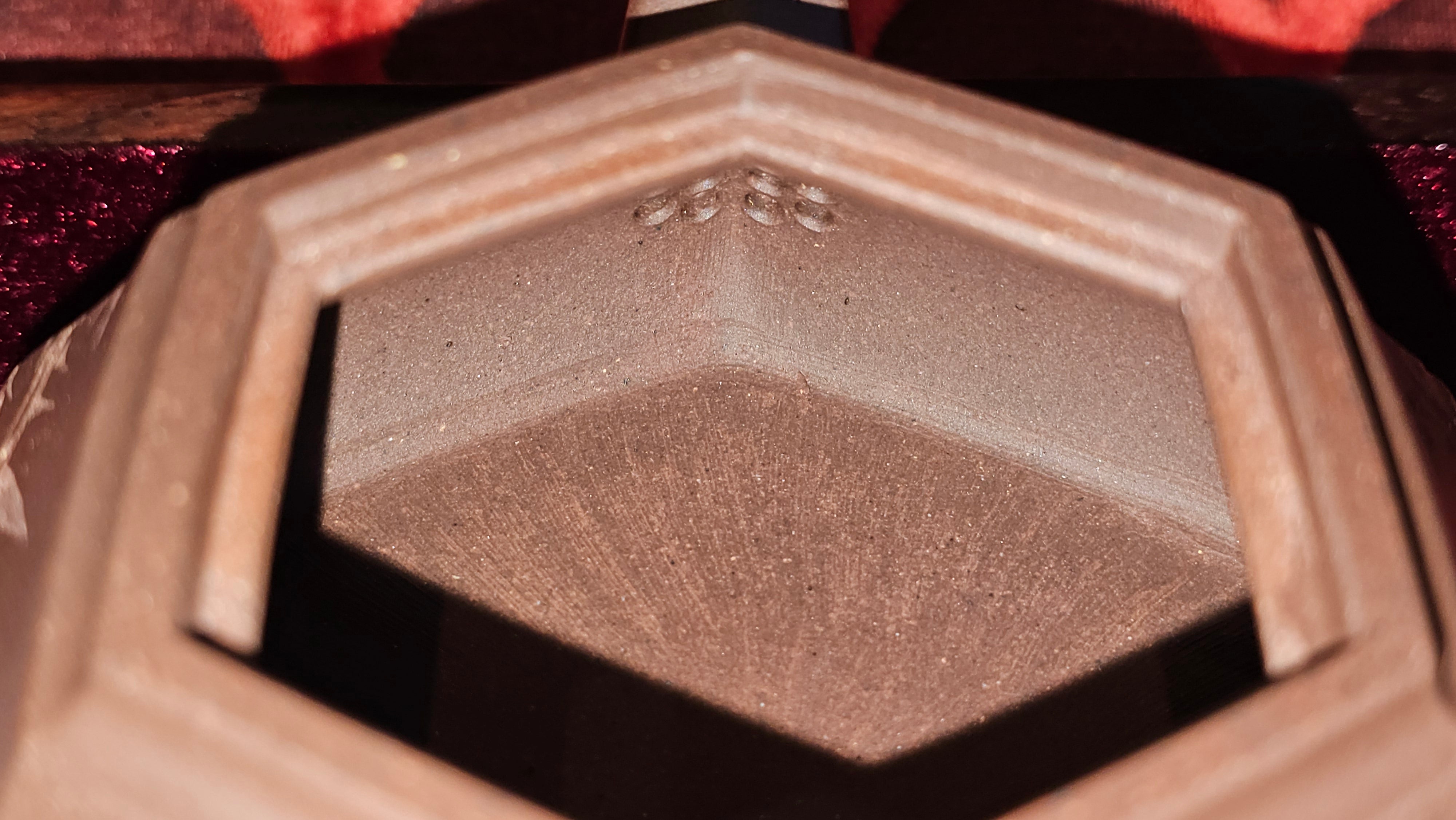 《六方半月》"Liu Fang Ban Yue", 289.3ml, "品茗却在香醇外，此是人生一味禅" and Bamboo engraving, Di Cao Qing Zi Ni 底槽青紫泥, by L2A Senior Consummate Artist Yuan Hui 袁辉 ~ Congratulations to Mr J.G., 0150hrs 20th July 2025! New South Wales, Australia🇦🇺!