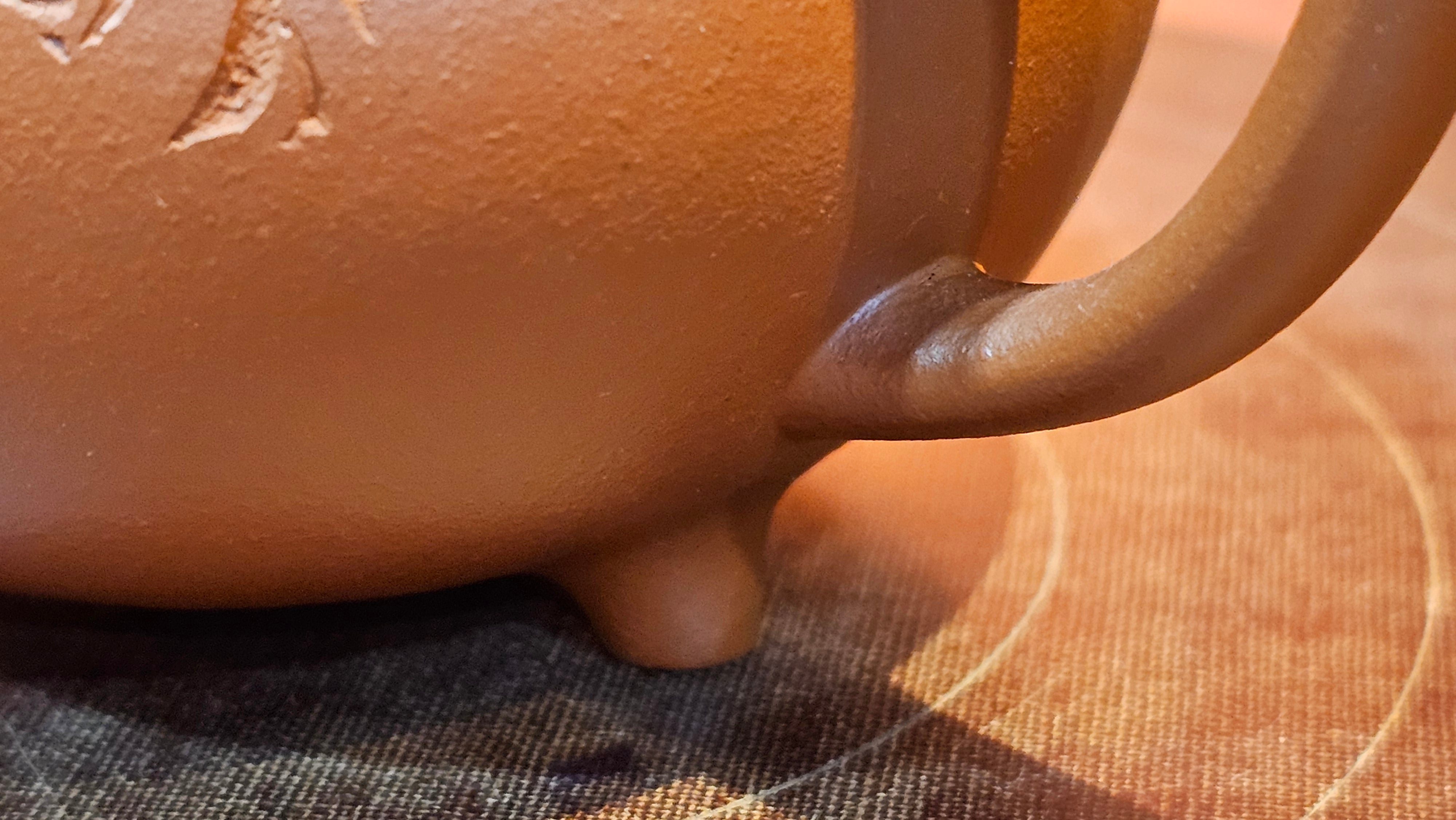 Meng Chen San Zu《孟臣三足》, 186.6ml, Xiao Hong Ni 小红泥, by our Craftsman Zhang Huan 张欢, Engraving by Craftsman Pe'eng Pe'eng 芃芃 ~ Congratulations!to Ms C.W., 1158hrs 20th July 2025, Sunnyvale, CA.