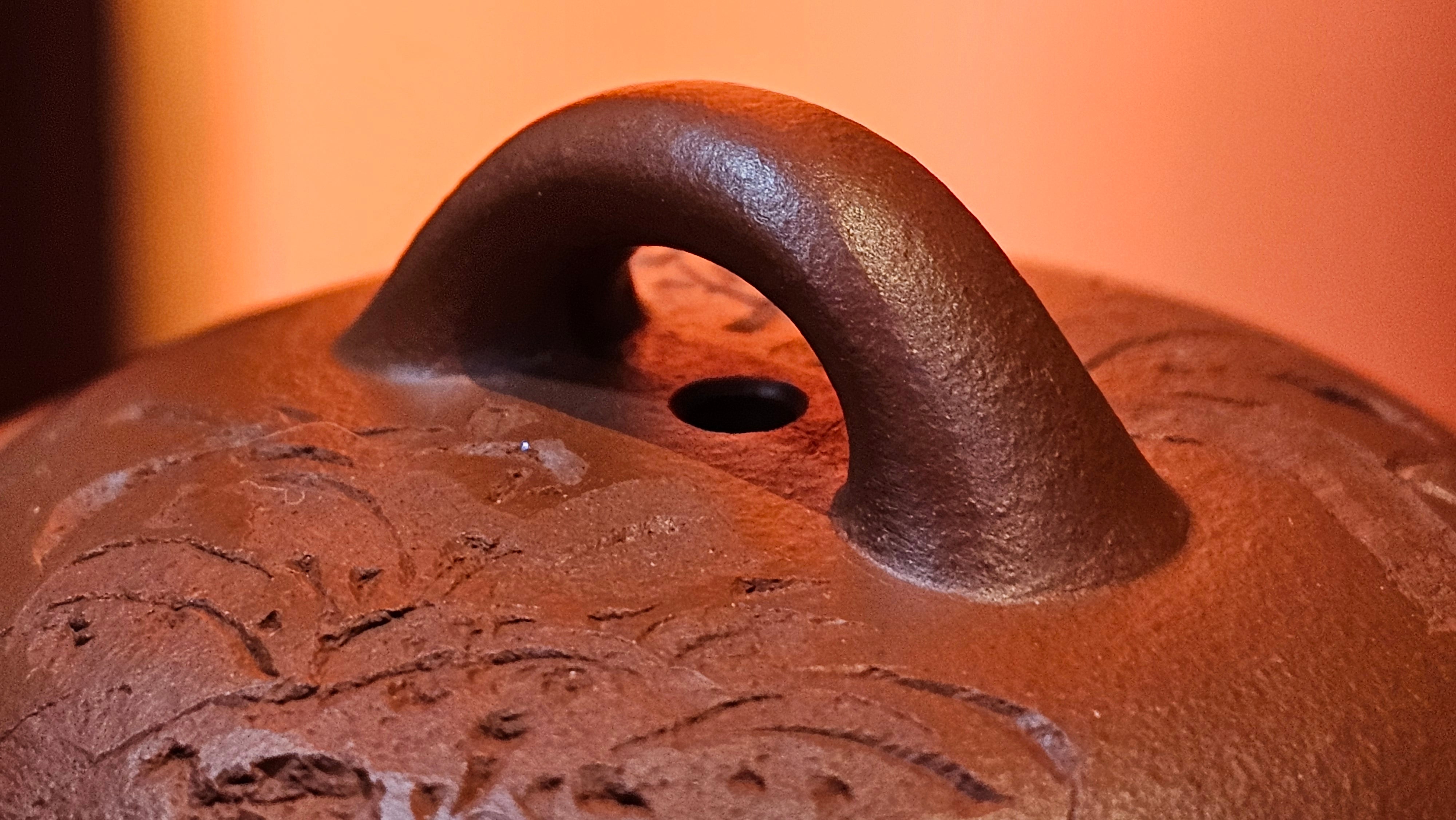 Meng Chen San Zu《孟臣三足》, 186.6ml, Xiao Hong Ni 小红泥, by our Craftsman Zhang Huan 张欢, Engraving by Craftsman Pe'eng Pe'eng 芃芃 ~ Congratulations!to Ms C.W., 1158hrs 20th July 2025, Sunnyvale, CA.