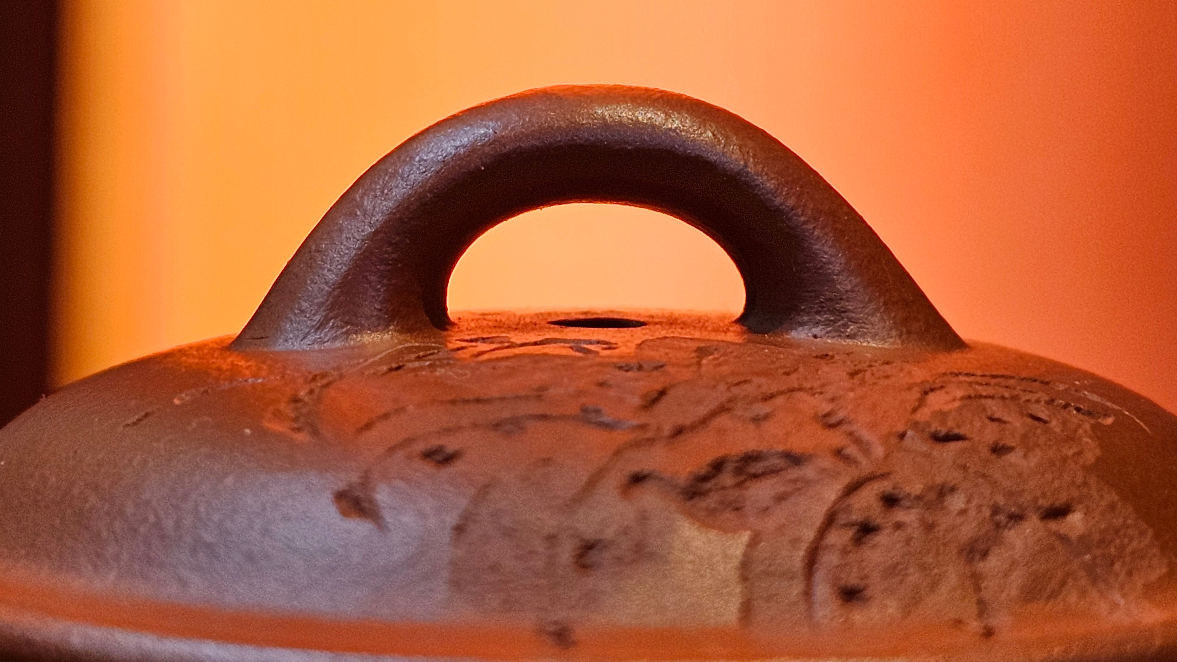 Meng Chen San Zu《孟臣三足》, 186.6ml, Xiao Hong Ni 小红泥, by our Craftsman Zhang Huan 张欢, Engraving by Craftsman Pe'eng Pe'eng 芃芃 ~ Congratulations!to Ms C.W., 1158hrs 20th July 2025, Sunnyvale, CA.