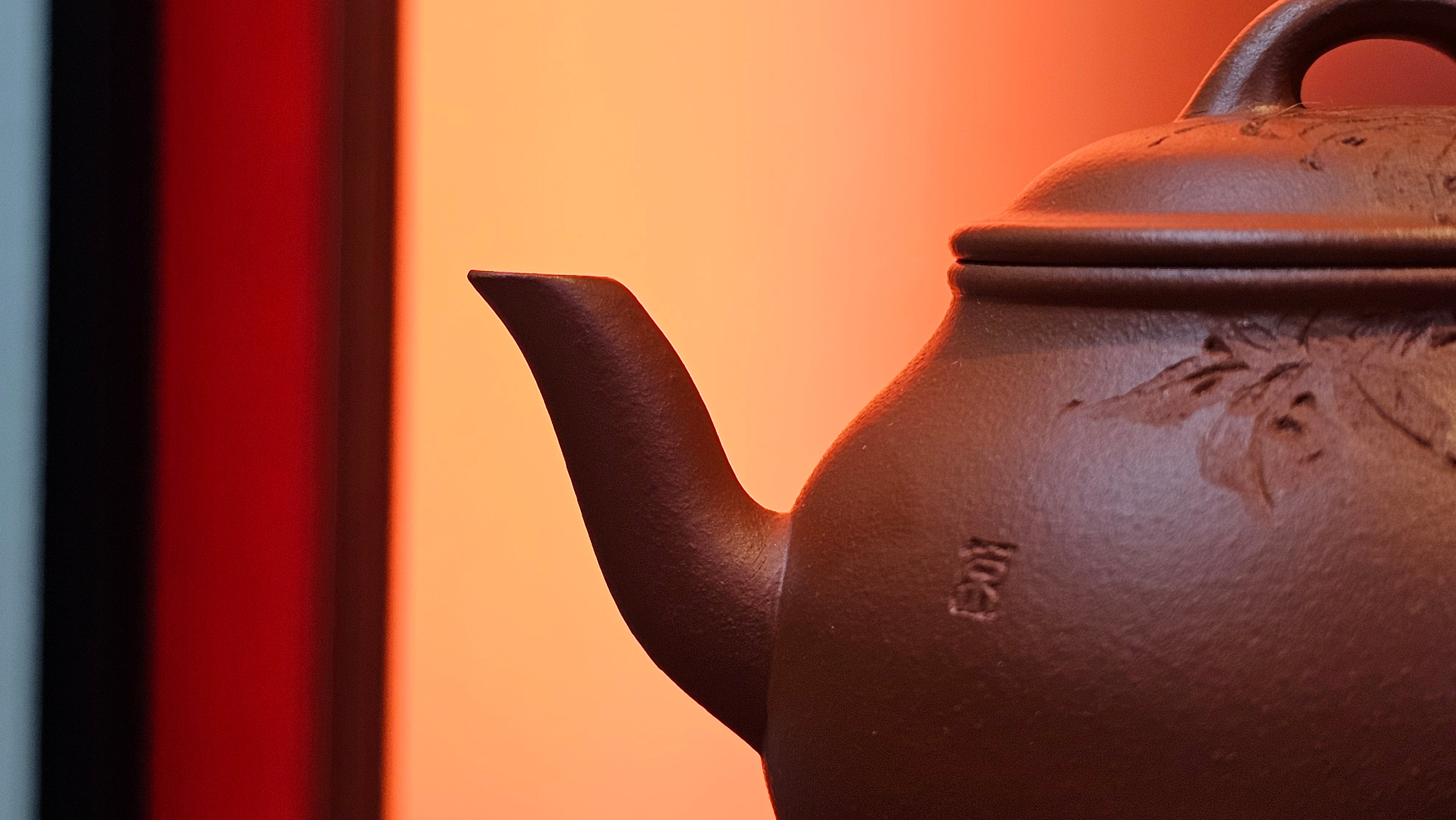 Meng Chen San Zu《孟臣三足》, 186.6ml, Xiao Hong Ni 小红泥, by our Craftsman Zhang Huan 张欢, Engraving by Craftsman Pe'eng Pe'eng 芃芃 ~ Congratulations!to Ms C.W., 1158hrs 20th July 2025, Sunnyvale, CA.