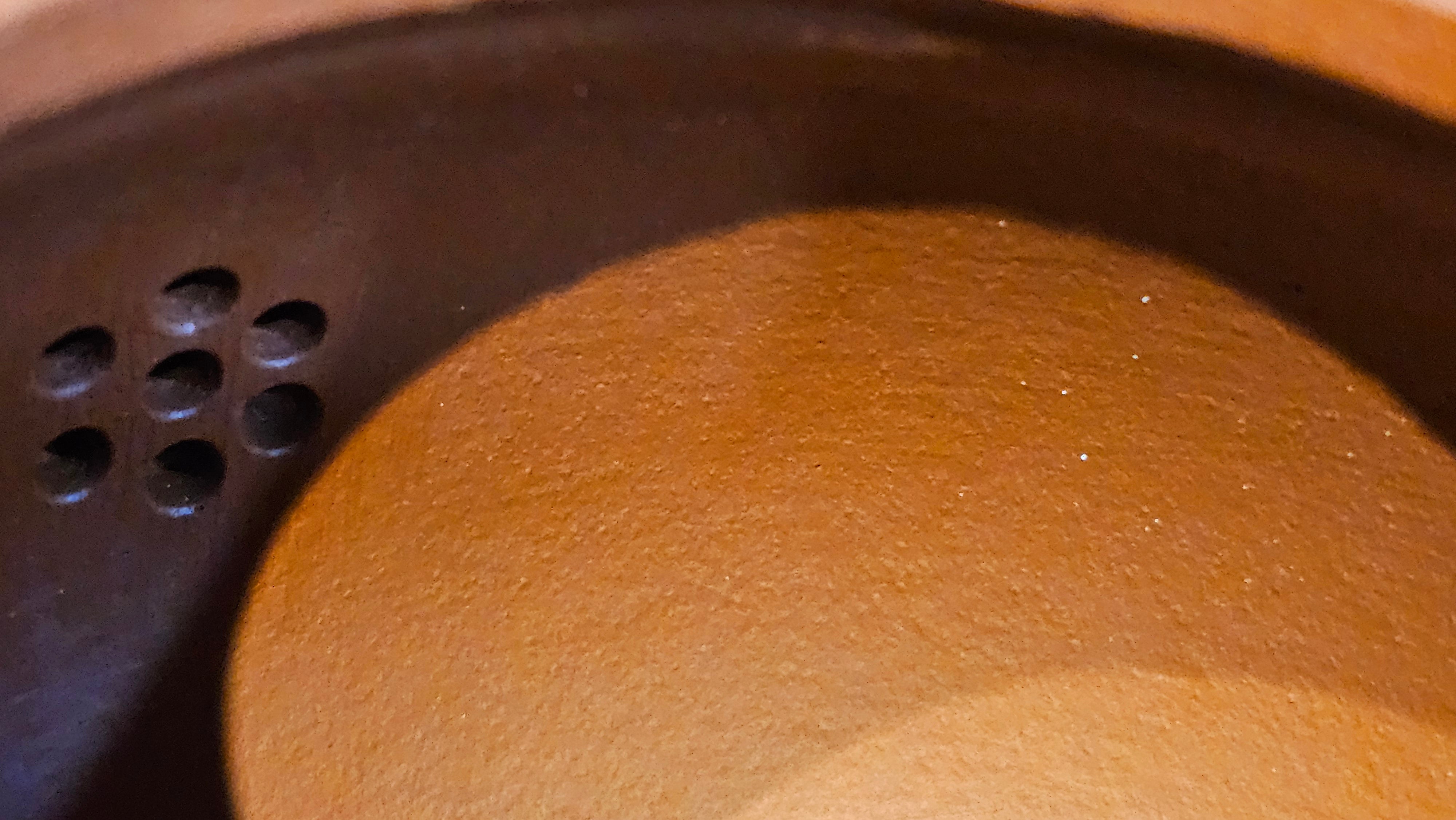 Meng Chen San Zu《孟臣三足》, 186.6ml, Xiao Hong Ni 小红泥, by our Craftsman Zhang Huan 张欢, Engraving by Craftsman Pe'eng Pe'eng 芃芃 ~ Congratulations!to Ms C.W., 1158hrs 20th July 2025, Sunnyvale, CA.