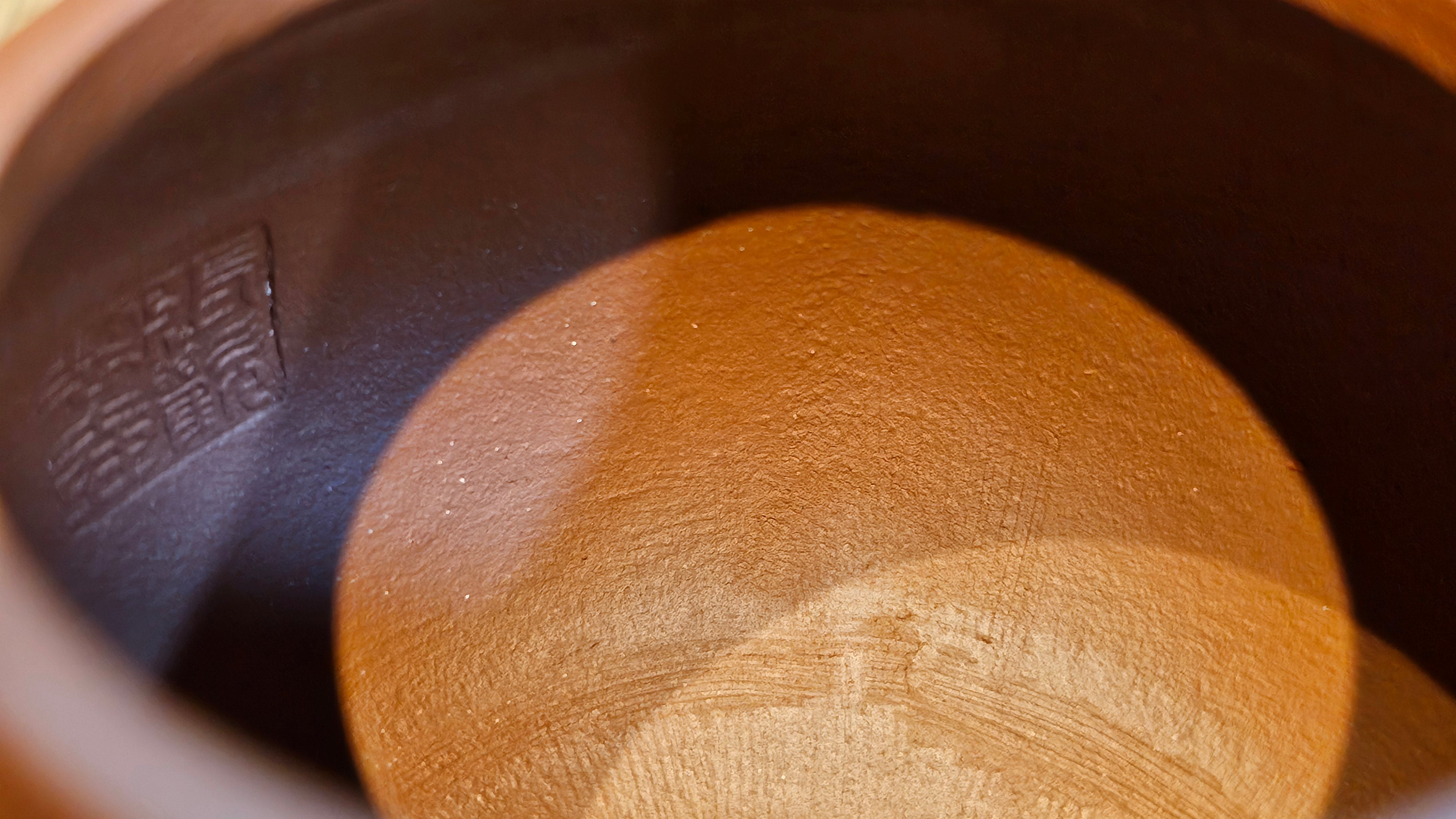 Meng Chen San Zu《孟臣三足》, 186.6ml, Xiao Hong Ni 小红泥, by our Craftsman Zhang Huan 张欢, Engraving by Craftsman Pe'eng Pe'eng 芃芃 ~ Congratulations!to Ms C.W., 1158hrs 20th July 2025, Sunnyvale, CA.