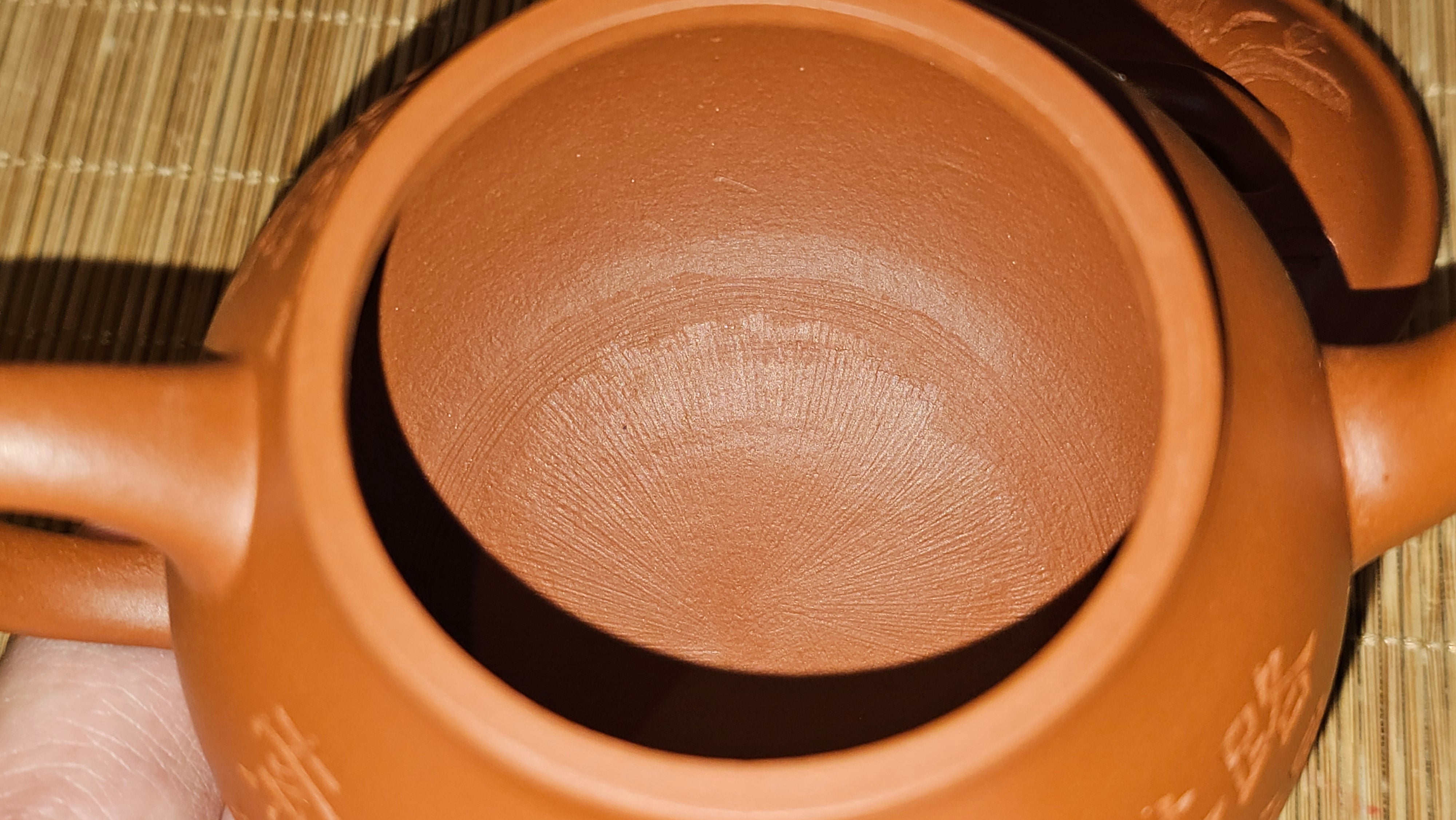 Meng Chen San Zu《孟臣三足》, 186.6ml, Xiao Hong Ni 小红泥, by our Craftsman Zhang Huan 张欢, Engraving by Craftsman Pe'eng Pe'eng 芃芃 ~ Congratulations!to Ms C.W., 1158hrs 20th July 2025, Sunnyvale, CA.