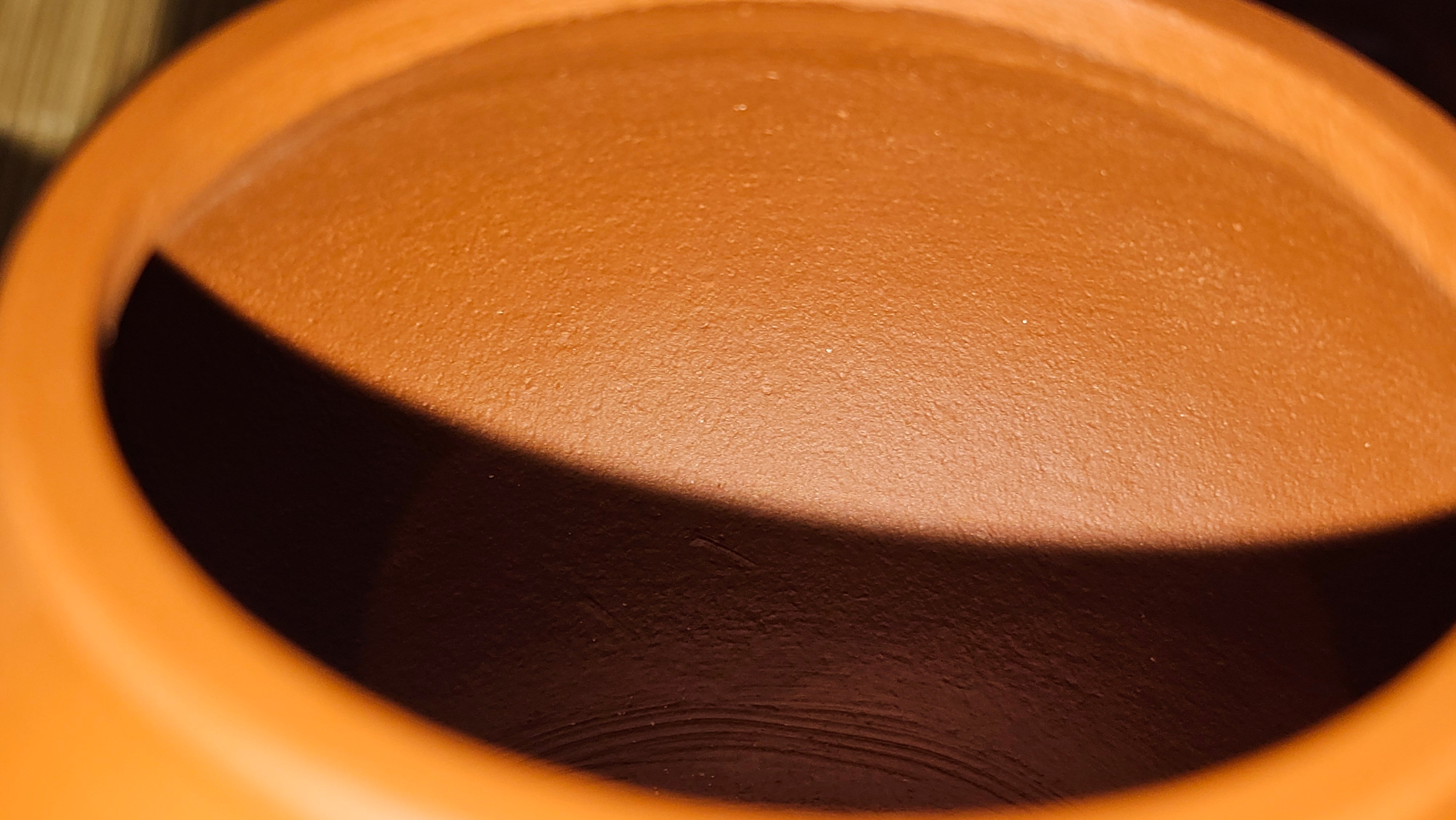 Meng Chen San Zu《孟臣三足》, 186.6ml, Xiao Hong Ni 小红泥, by our Craftsman Zhang Huan 张欢, Engraving by Craftsman Pe'eng Pe'eng 芃芃 ~ Congratulations!to Ms C.W., 1158hrs 20th July 2025, Sunnyvale, CA.