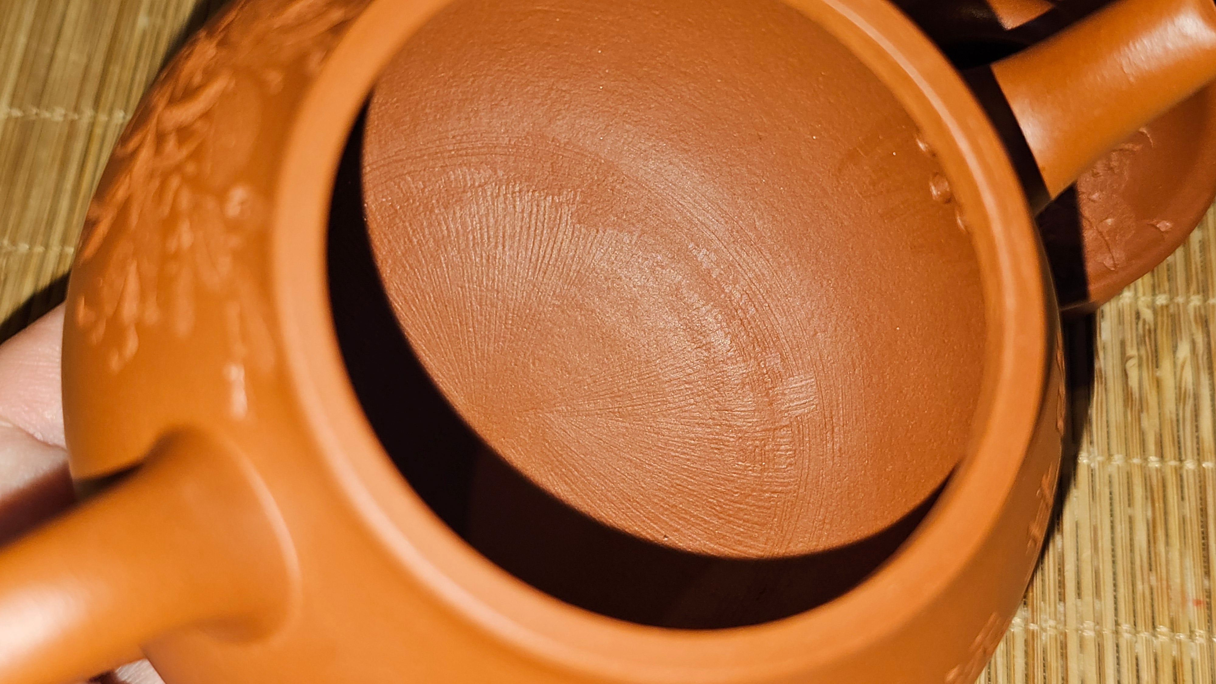 Meng Chen San Zu《孟臣三足》, 186.6ml, Xiao Hong Ni 小红泥, by our Craftsman Zhang Huan 张欢, Engraving by Craftsman Pe'eng Pe'eng 芃芃 ~ Congratulations!to Ms C.W., 1158hrs 20th July 2025, Sunnyvale, CA.