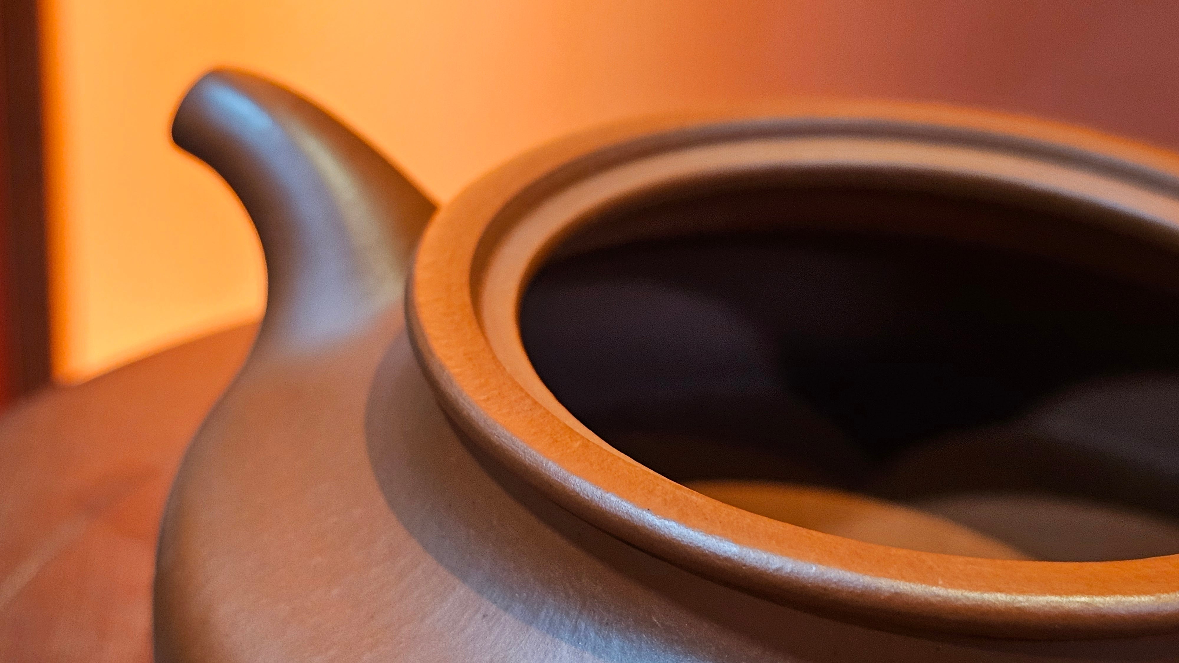 Hua Ting 华庭, 206.8ml (complex, large: 14cm long, 10cm wide), Xiao Mei Yao Zhu Ni 小煤窑朱泥,  by Craftsman Chen Yue Fei 陈跃飞, Engraving by Craftsman Yi De Shu 一德书 ~ Congratulations to Mr A.R.!, 1714hrs 21st July 2025, Talent!OR.