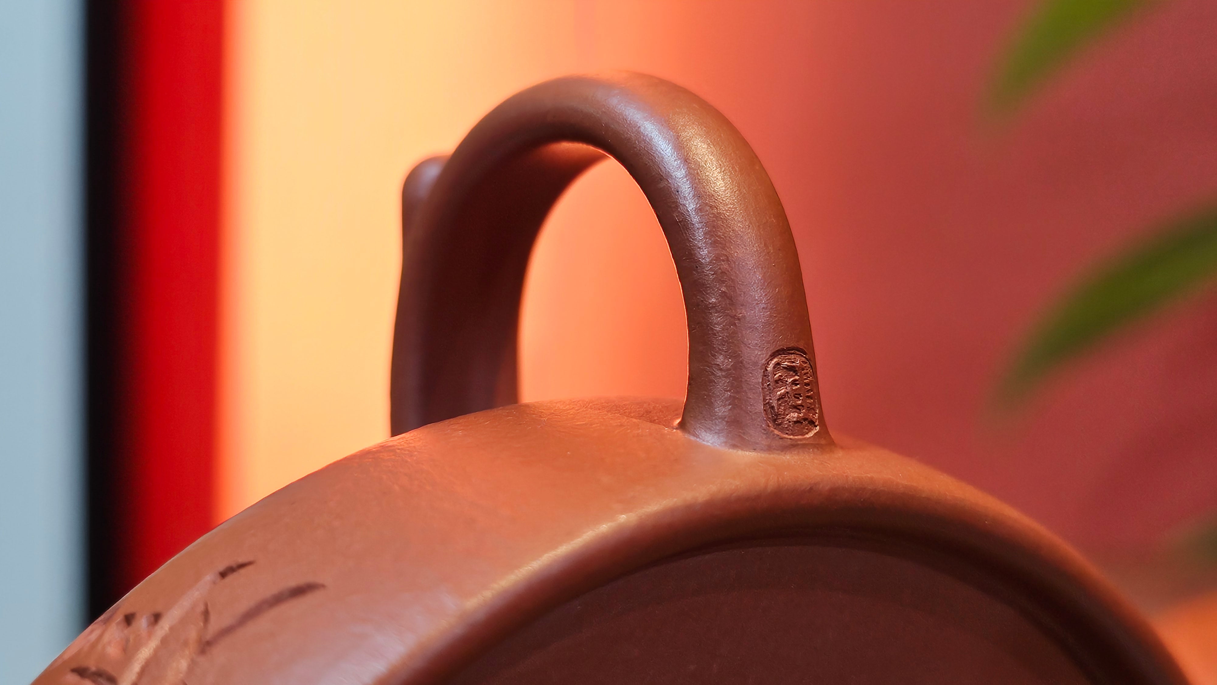 Hua Ting 华庭, 206.8ml (complex, large: 14cm long, 10cm wide), Xiao Mei Yao Zhu Ni 小煤窑朱泥,  by Craftsman Chen Yue Fei 陈跃飞, Engraving by Craftsman Yi De Shu 一德书 ~ Congratulations to Mr A.R.!, 1714hrs 21st July 2025, Talent!OR.