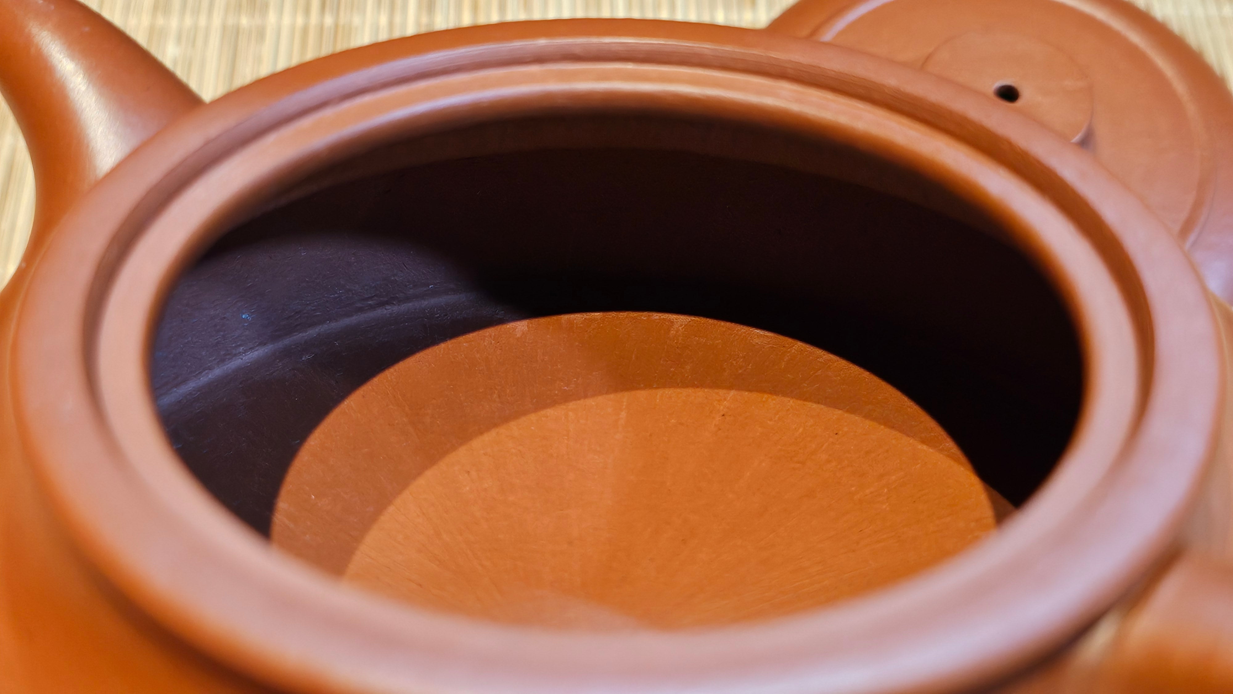 Hua Ting 华庭, 206.8ml (complex, large: 14cm long, 10cm wide), Xiao Mei Yao Zhu Ni 小煤窑朱泥,  by Craftsman Chen Yue Fei 陈跃飞, Engraving by Craftsman Yi De Shu 一德书 ~ Congratulations to Mr A.R.!, 1714hrs 21st July 2025, Talent!OR.