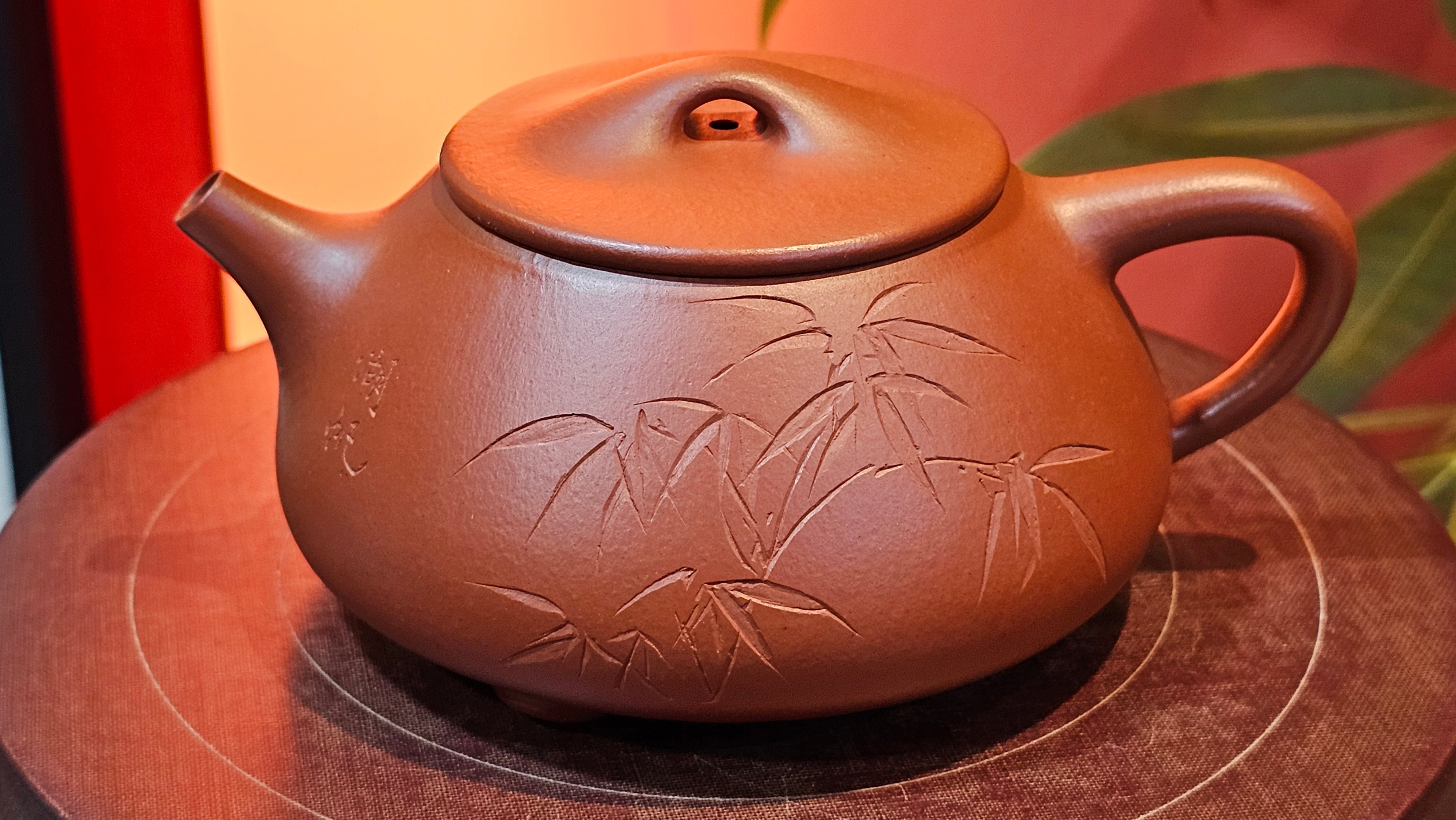 Jing Zhou Shi Piao 景舟石瓢, 281.9ml, Xiao Mei Yao Zhu Ni 小煤窑朱泥, by Craftsman Wang Xing 王兴, Engraving by Craftsman Yi De Shu 一德书 ~ Congratulations!to Mr T.N.! 1647hrs 3rd August 2025, Mississauga!Canada 🇨🇦.