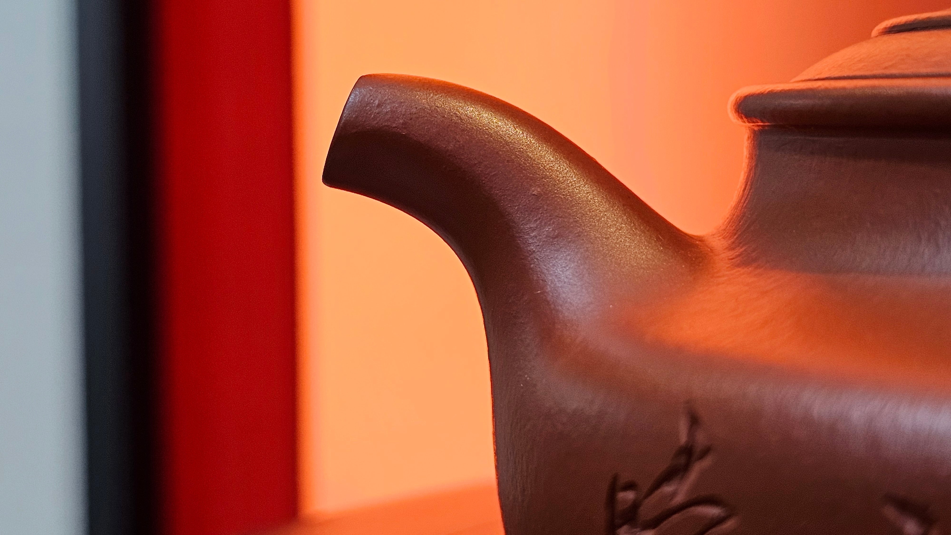 Hua Ting 华庭, 202.3ml (complex, large: 14cm long, 10cm wide), Xiao Mei Yao Zhu Ni 小煤窑朱泥,  by Craftsman Chen Yue Fei 陈跃飞, Engraving by Craftsman Yi De Shu 一德书 ~ Congratulations!to Mr B.H.S! 1627hrs 28th July 2025, Jakarta, Indonesia🇮🇩.