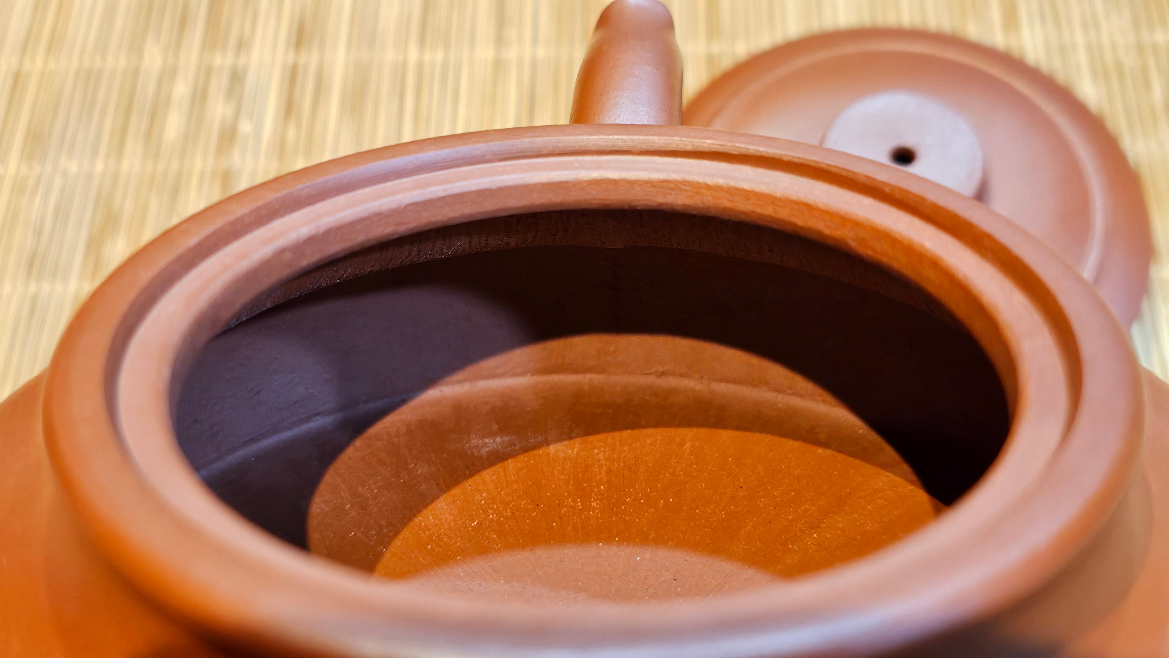 Hua Ting 华庭, 202.3ml (complex, large: 14cm long, 10cm wide), Xiao Mei Yao Zhu Ni 小煤窑朱泥,  by Craftsman Chen Yue Fei 陈跃飞, Engraving by Craftsman Yi De Shu 一德书 ~ Congratulations!to Mr B.H.S! 1627hrs 28th July 2025, Jakarta, Indonesia🇮🇩.