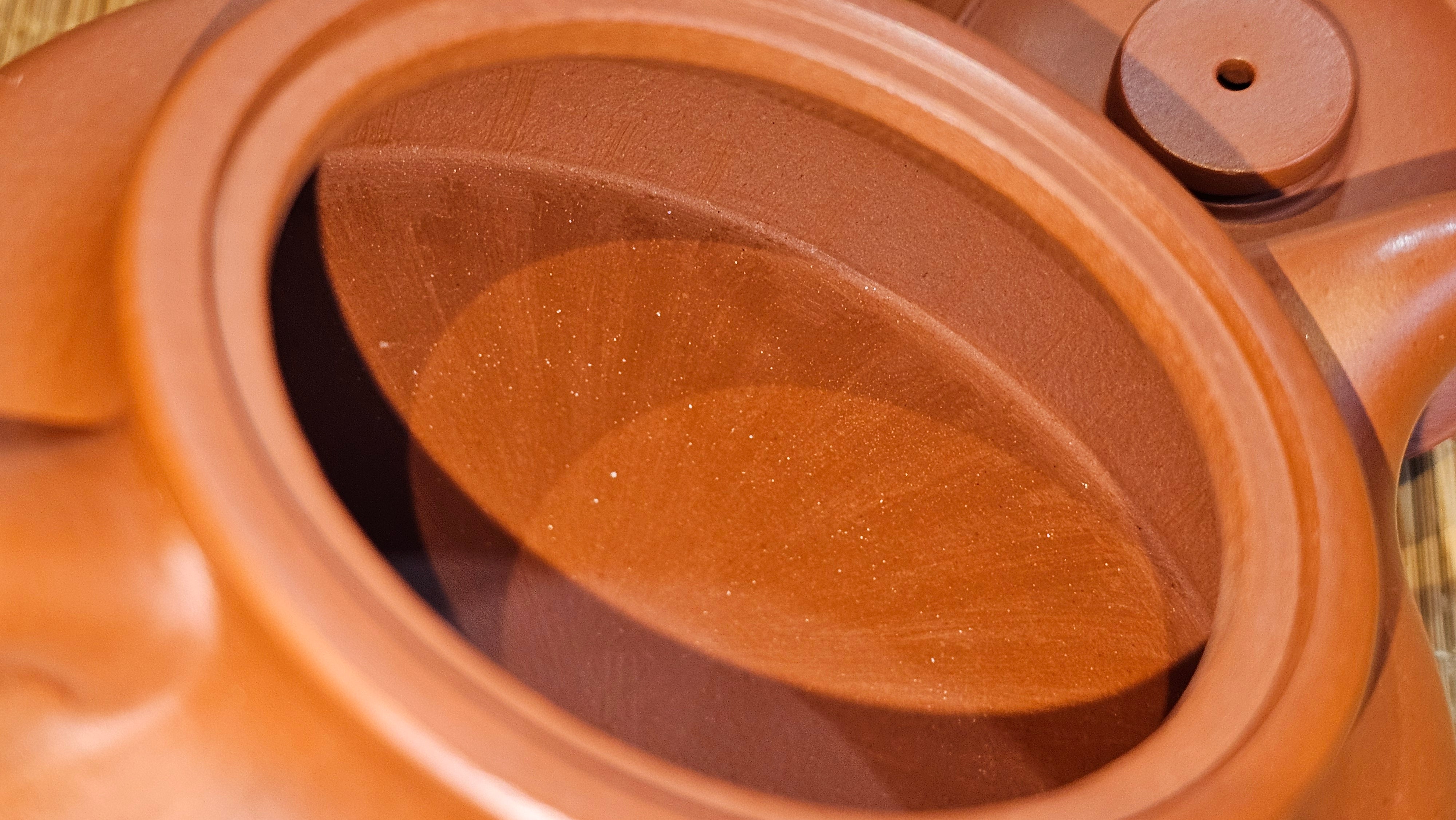 Hua Ting 华庭, 202.3ml (complex, large: 14cm long, 10cm wide), Xiao Mei Yao Zhu Ni 小煤窑朱泥,  by Craftsman Chen Yue Fei 陈跃飞, Engraving by Craftsman Yi De Shu 一德书 ~ Congratulations!to Mr B.H.S! 1627hrs 28th July 2025, Jakarta, Indonesia🇮🇩.