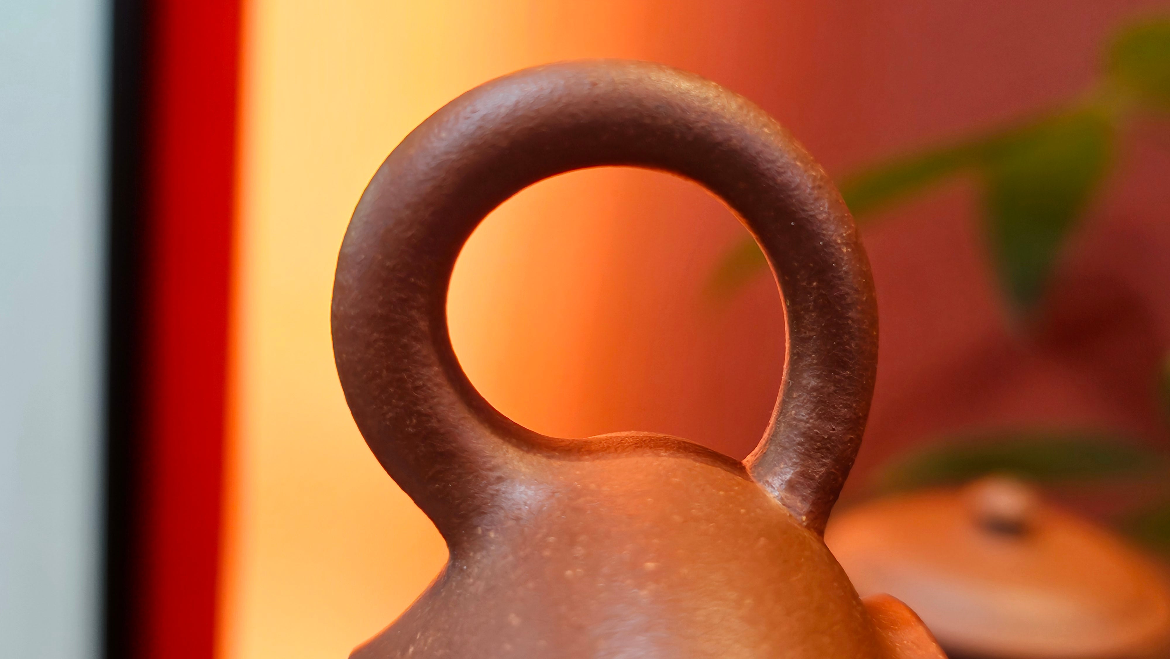 Ming Lu 明炉, 157.6ml, Hong Jiang Po Ni 红降坡泥, by our Collaborative Craftsman Chen Gui Zhi 陈桂枝。(Red JiangPoNi is rarer than Yellow JiangPoNi, XiaoMeiYao ZhuNi & ZhaoZhuang ZhuNi) ~ Congratulations to Mr J.K.! 1815hrs 1st August 2025, Stolberg, Germany🇩🇪