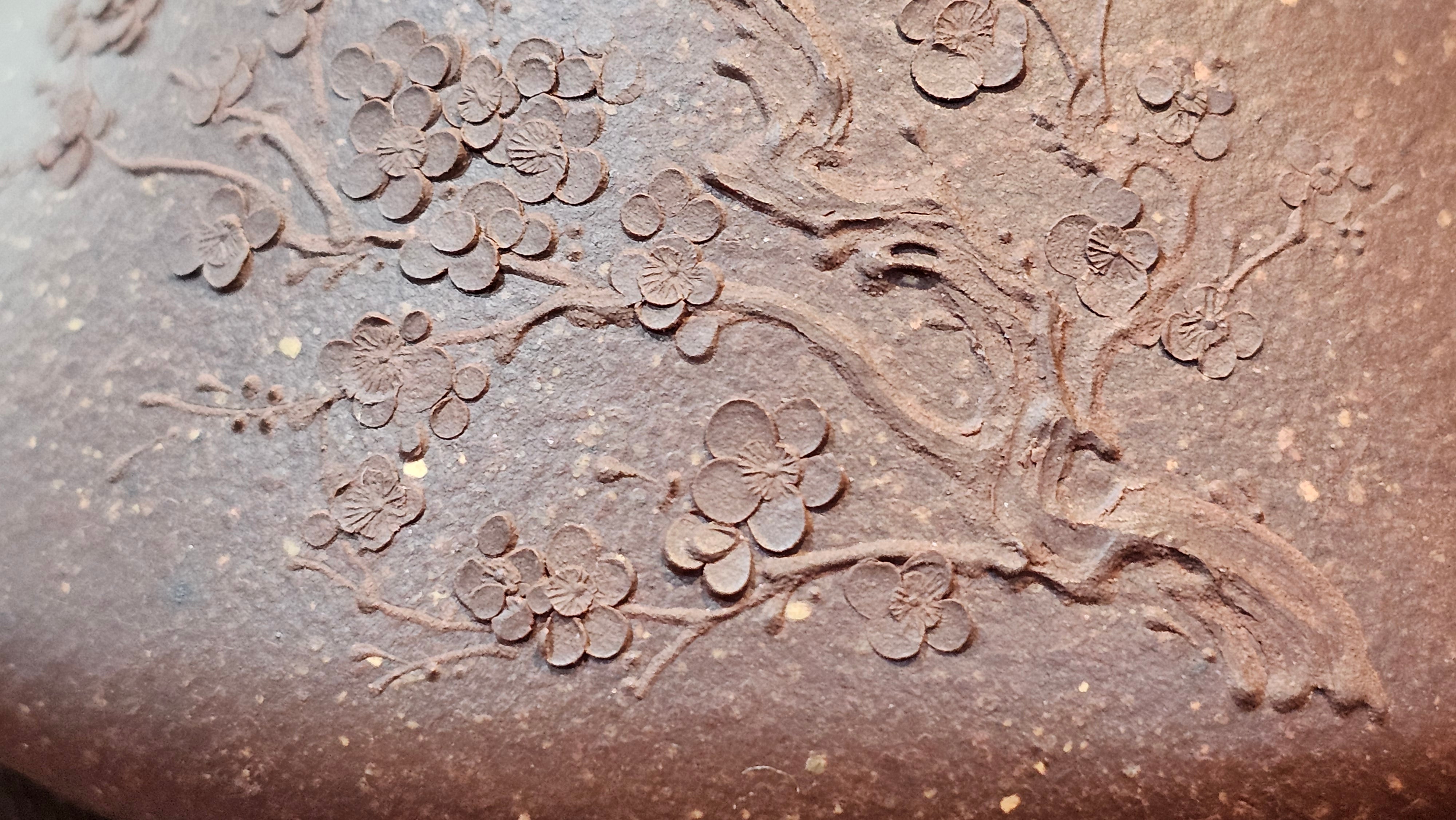 Shi Piao 石瓢 (Zi Ye Shi Piao), 191.1ml, Craftsman Yun Shen 云深 performing *EXQUISITE WHOLE-BODY Clay Sculpting 泥绘 of Plum Blossoms 梅花*, pot by Craftsman Chen Huan 陈欢; Lao Zi Ni 老紫泥 ~ Congratulations to Mr C.L.! 2046hrs 26th August 2025, Chicago! IL!