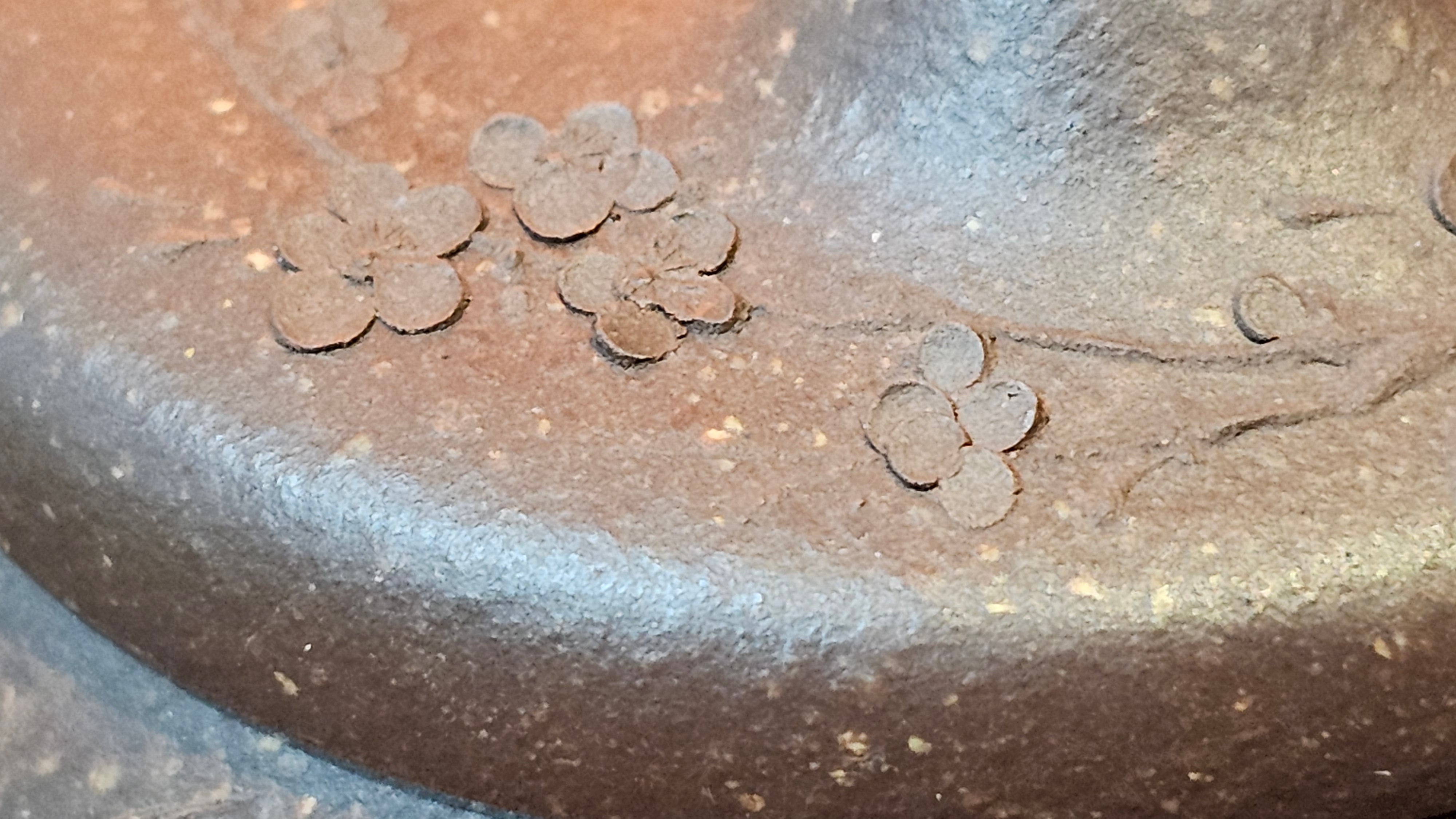 Shi Piao 石瓢 (Zi Ye Shi Piao), 191.1ml, Craftsman Yun Shen 云深 performing *EXQUISITE WHOLE-BODY Clay Sculpting 泥绘 of Plum Blossoms 梅花*, pot by Craftsman Chen Huan 陈欢; Lao Zi Ni 老紫泥 ~ Congratulations to Mr C.L.! 2046hrs 26th August 2025, Chicago! IL!