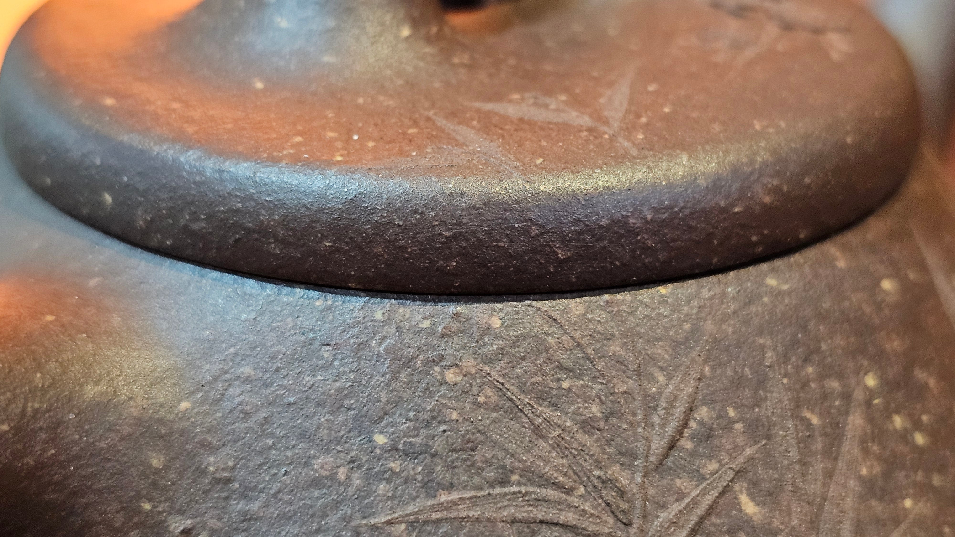 Shi Piao 石瓢 (Zi Ye Shi Piao), 191.1ml, Craftsman Yun Shen 云深 performing *EXQUISITE WHOLE-BODY Clay Sculpting 泥绘 of Plum Blossoms 梅花*, pot by Craftsman Chen Huan 陈欢; Lao Zi Ni 老紫泥 ~ Congratulations to Mr C.L.! 2046hrs 26th August 2025, Chicago! IL!