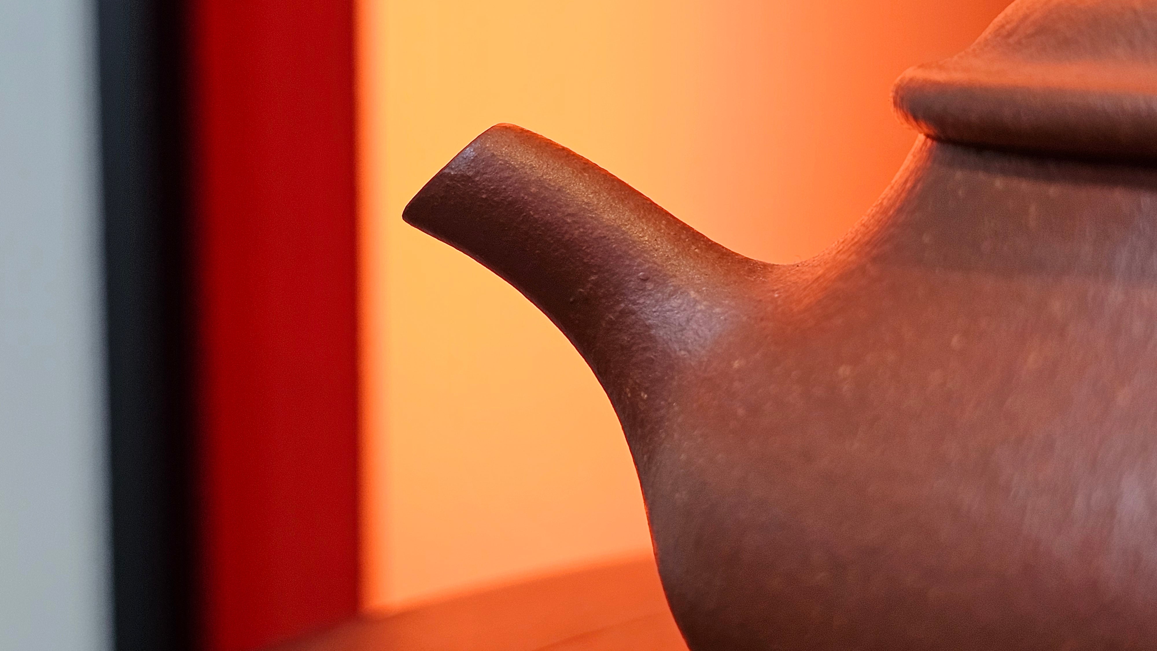 Ming Lu 明炉, 157.6ml, Hong Jiang Po Ni 红降坡泥, by our Collaborative Craftsman Chen Gui Zhi 陈桂枝。(Red JiangPoNi is rarer than Yellow JiangPoNi, XiaoMeiYao ZhuNi & ZhaoZhuang ZhuNi) ~ Congratulations to Mr J.K.! 1815hrs 1st August 2025, Stolberg, Germany🇩🇪