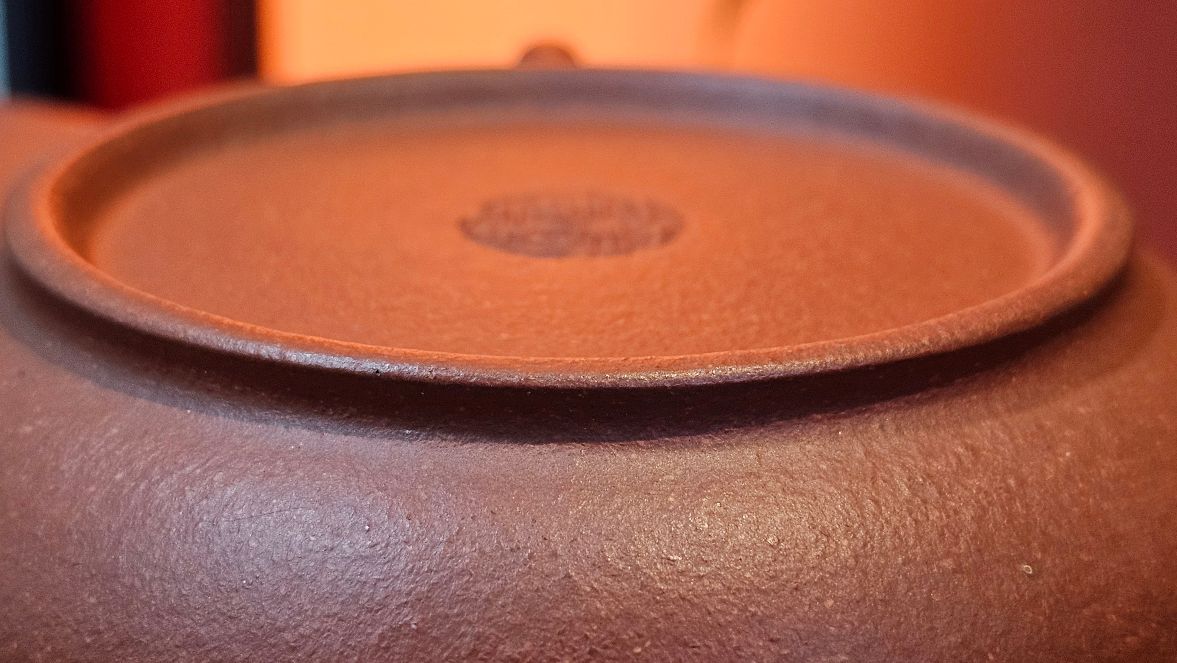 Ming Lu 明炉, 157.6ml, Hong Jiang Po Ni 红降坡泥, by our Collaborative Craftsman Chen Gui Zhi 陈桂枝。(Red JiangPoNi is rarer than Yellow JiangPoNi, XiaoMeiYao ZhuNi & ZhaoZhuang ZhuNi) ~ Congratulations to Mr J.K.! 1815hrs 1st August 2025, Stolberg, Germany🇩🇪