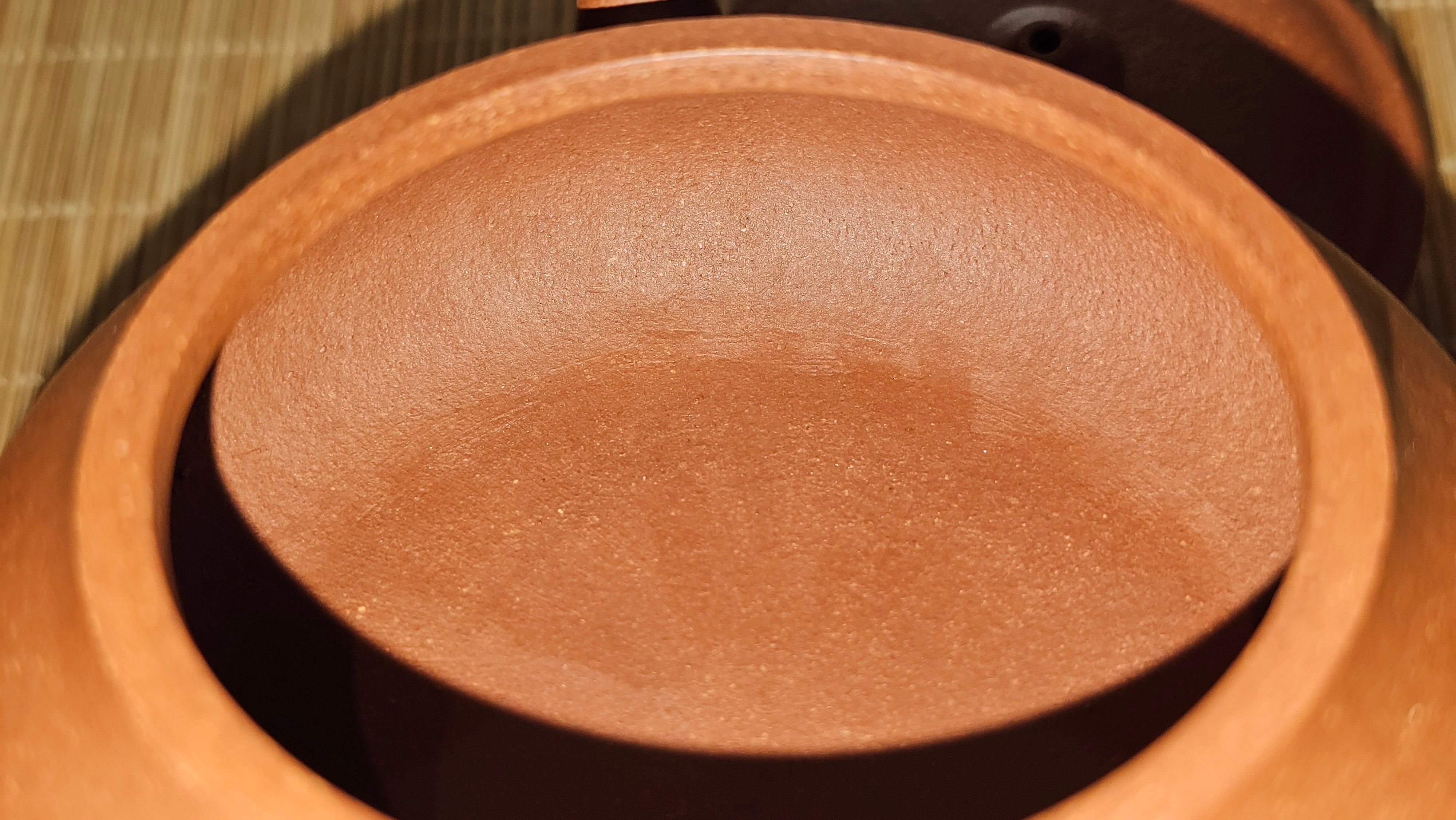 Ming Lu 明炉, 157.6ml, Hong Jiang Po Ni 红降坡泥, by our Collaborative Craftsman Chen Gui Zhi 陈桂枝。(Red JiangPoNi is rarer than Yellow JiangPoNi, XiaoMeiYao ZhuNi & ZhaoZhuang ZhuNi) ~ Congratulations to Mr J.K.! 1815hrs 1st August 2025, Stolberg, Germany🇩🇪