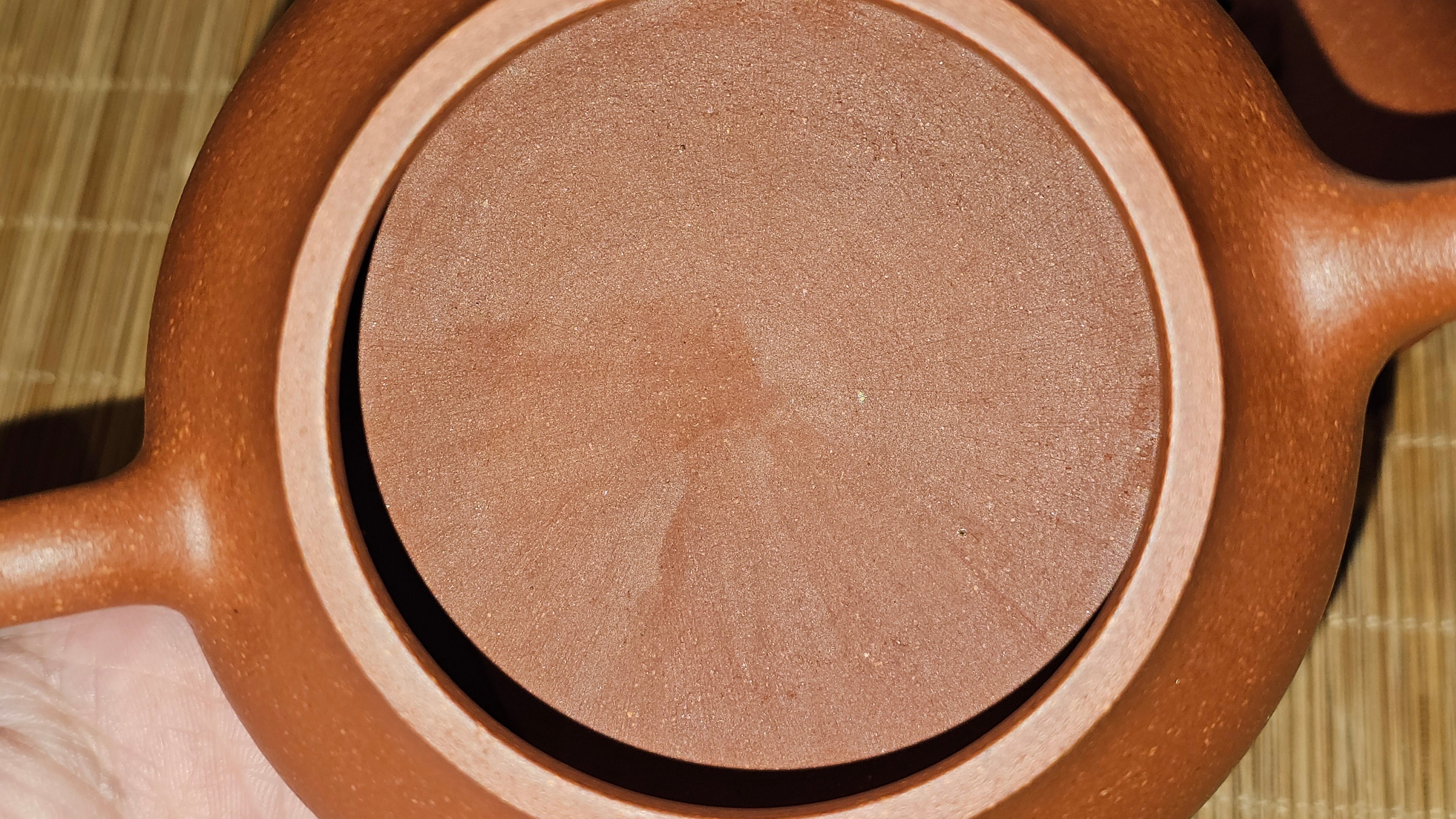 Ming Lu 明炉, 157.6ml, Hong Jiang Po Ni 红降坡泥, by our Collaborative Craftsman Chen Gui Zhi 陈桂枝。(Red JiangPoNi is rarer than Yellow JiangPoNi, XiaoMeiYao ZhuNi & ZhaoZhuang ZhuNi) ~ Congratulations to Mr J.K.! 1815hrs 1st August 2025, Stolberg, Germany🇩🇪