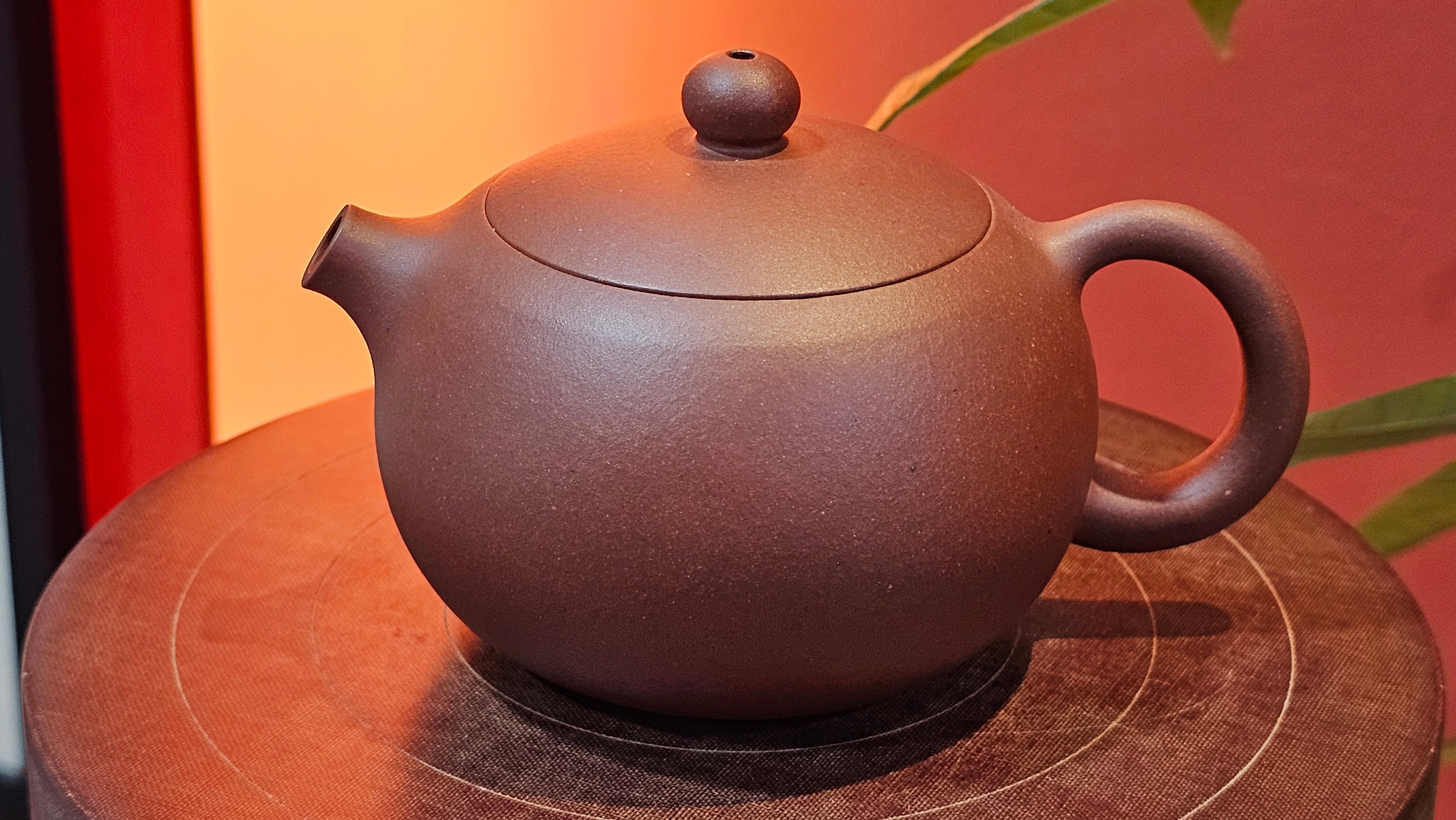 Xi Shi 西施, 209.1ml, Di Cao Qing Zi Ni 底槽青紫泥, by Craftsman Gu Xiao Ming 顾小明 ~ Congratulations to Mr J.L.!!0444hrs 4th August 2025, Dacula, GA.