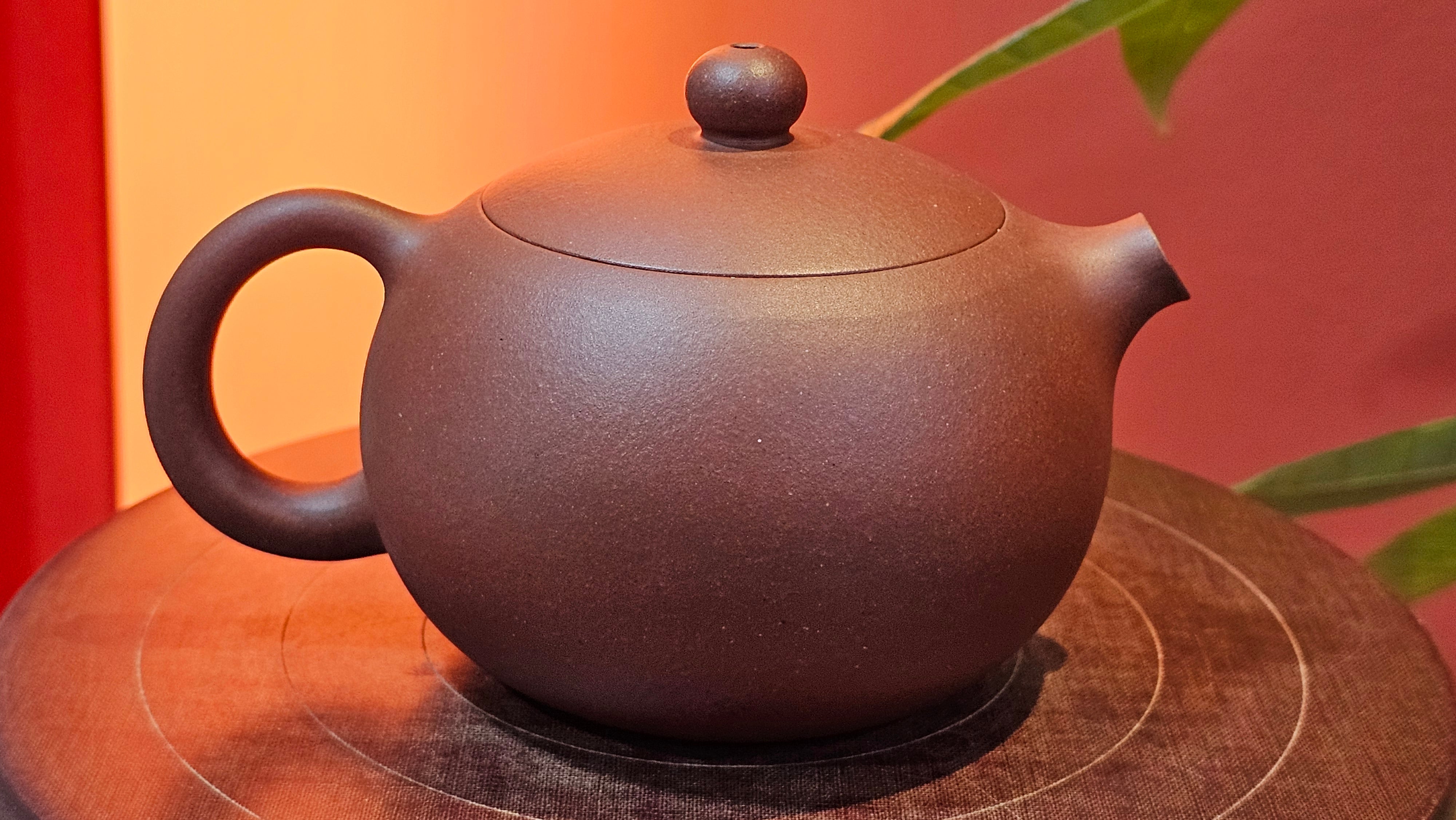 Xi Shi 西施, 209.1ml, Di Cao Qing Zi Ni 底槽青紫泥, by Craftsman Gu Xiao Ming 顾小明 ~ Congratulations to Mr J.L.!!0444hrs 4th August 2025, Dacula, GA.