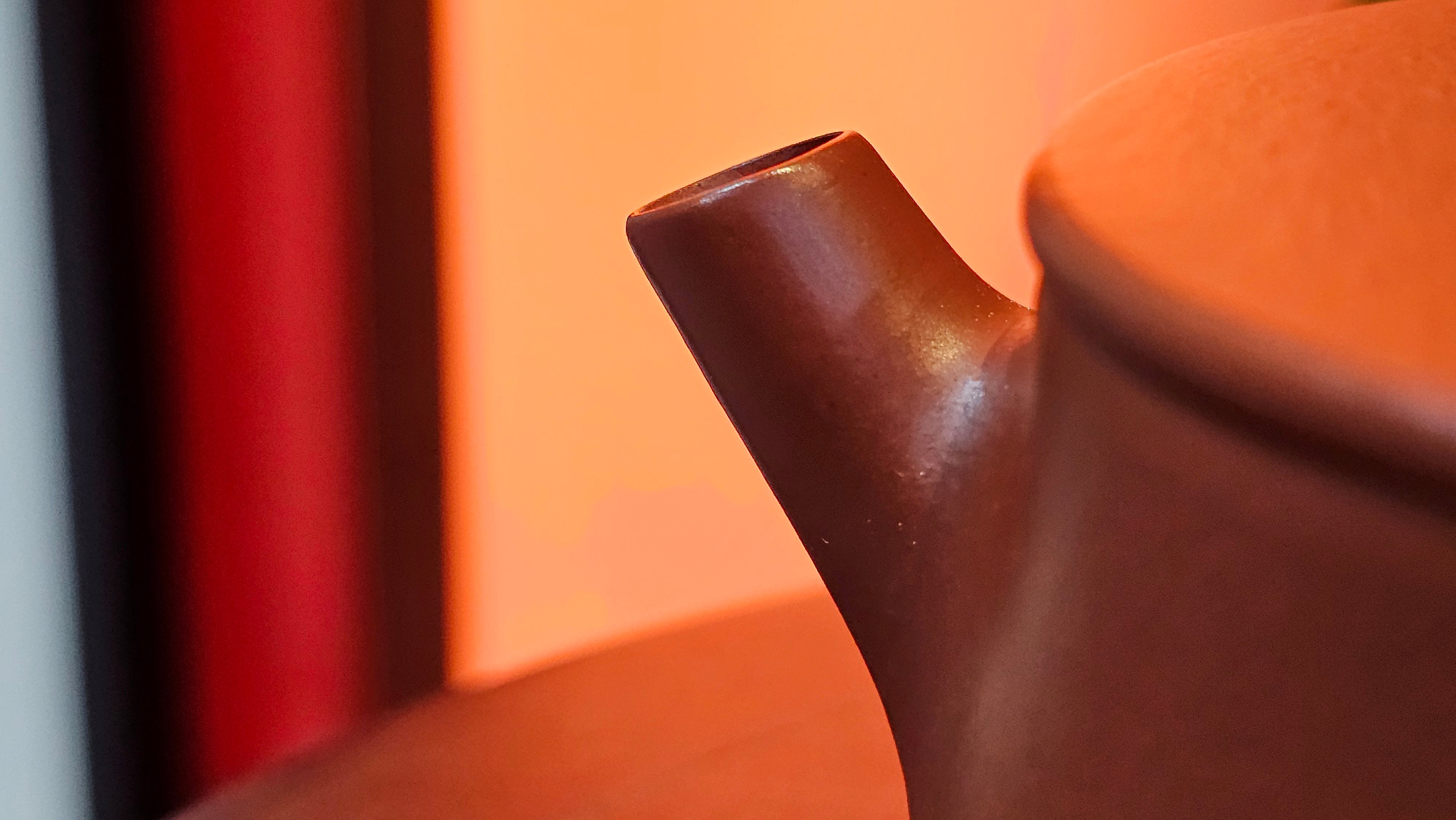 Yun Zhu 云柱 "Pillar of the Heavens", 138.7ml, Xiao Mei Yao Zhu Ni 小煤窑朱泥, by our Collaborative Craftsman Wang Hui ~ "劲竹凌风" & Bamboo Engraving by Craftsman Yi De Shu ~ Congratulations to Mr J.G.!2339hrs 4th August 2025, Bellevue Hill, Australia🇦🇺!